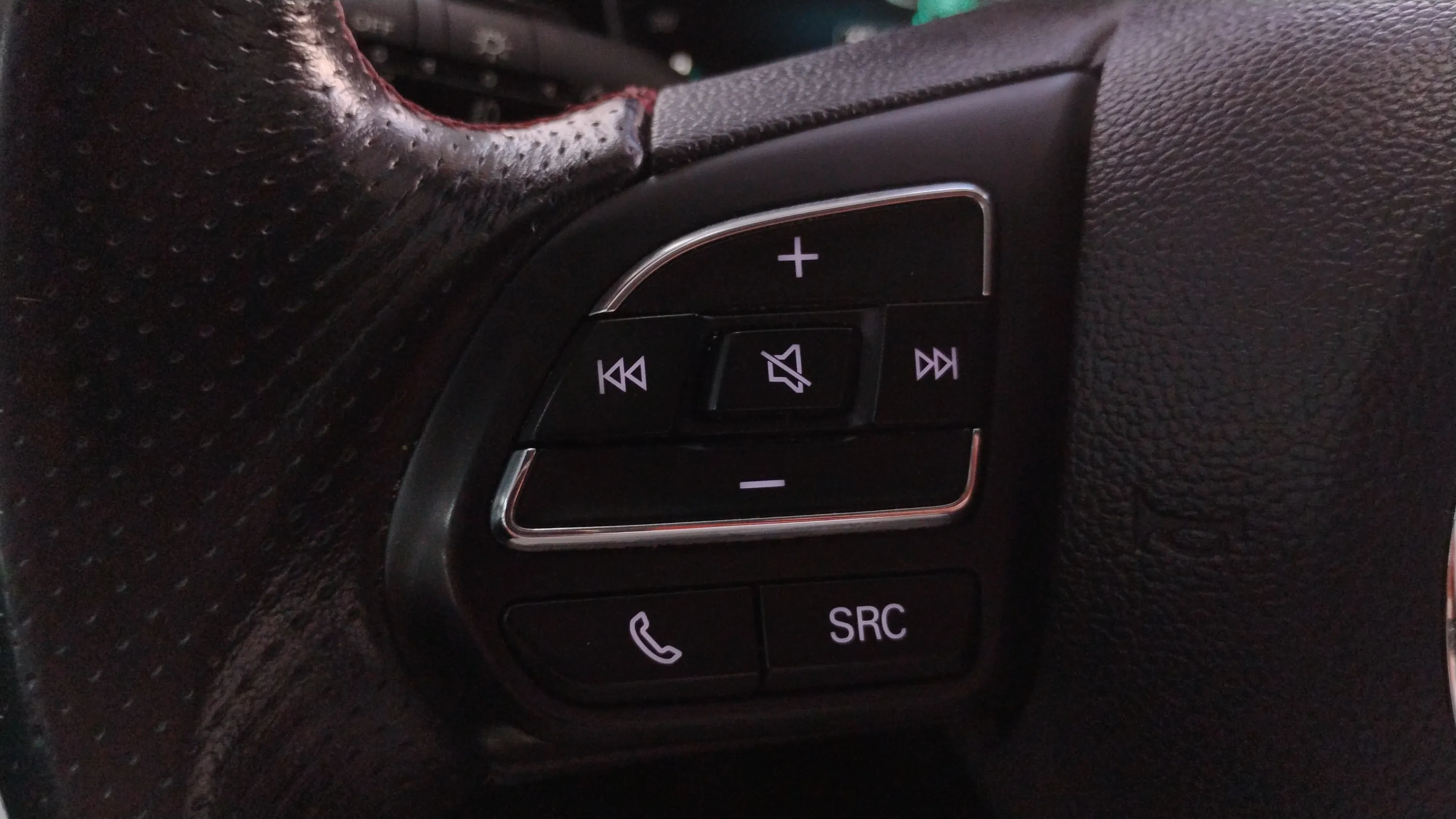 MG HS 1.5 Turbo GDI Comfort - foto 11