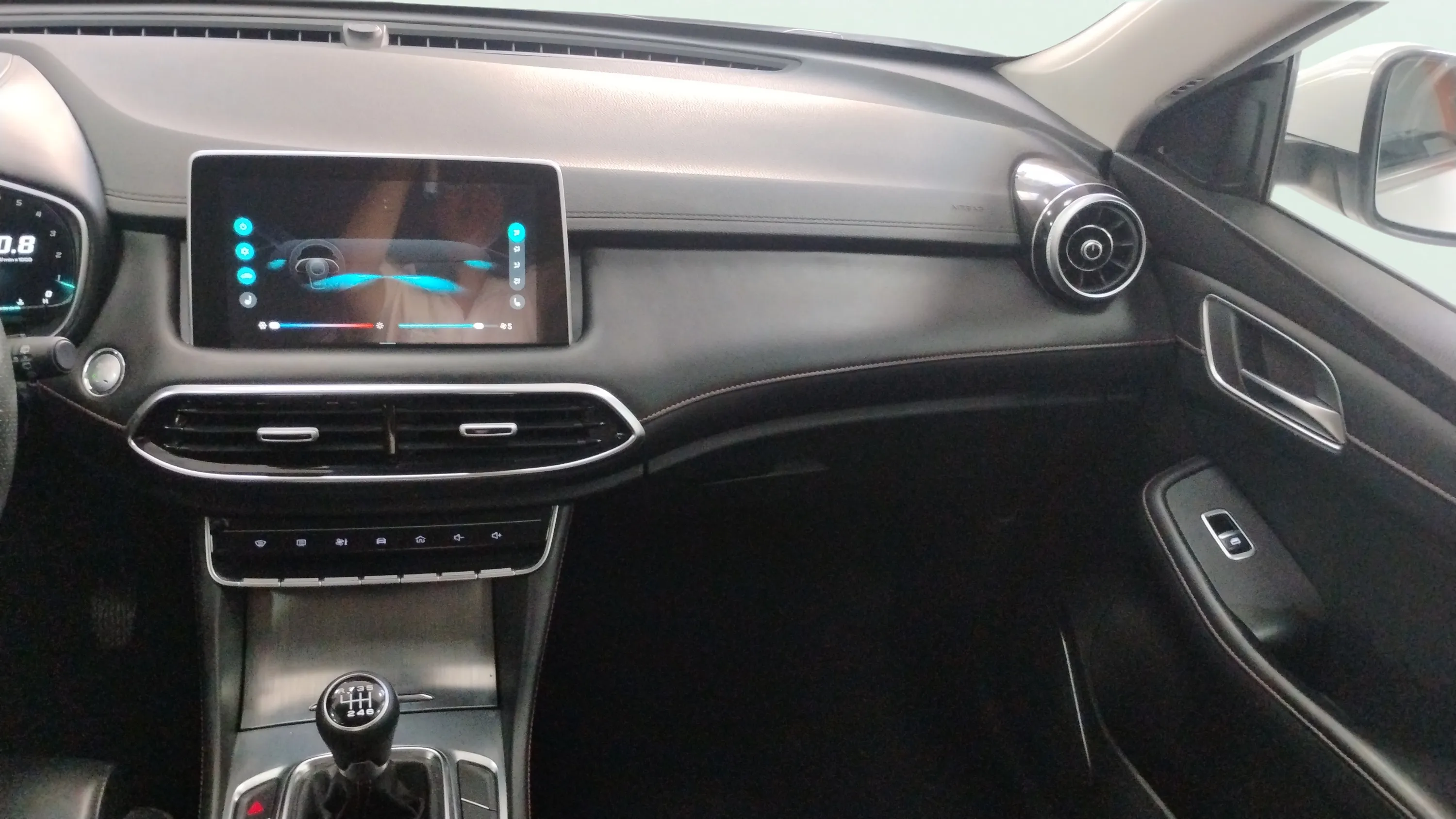 MG HS 1.5 Turbo GDI Comfort - foto 14