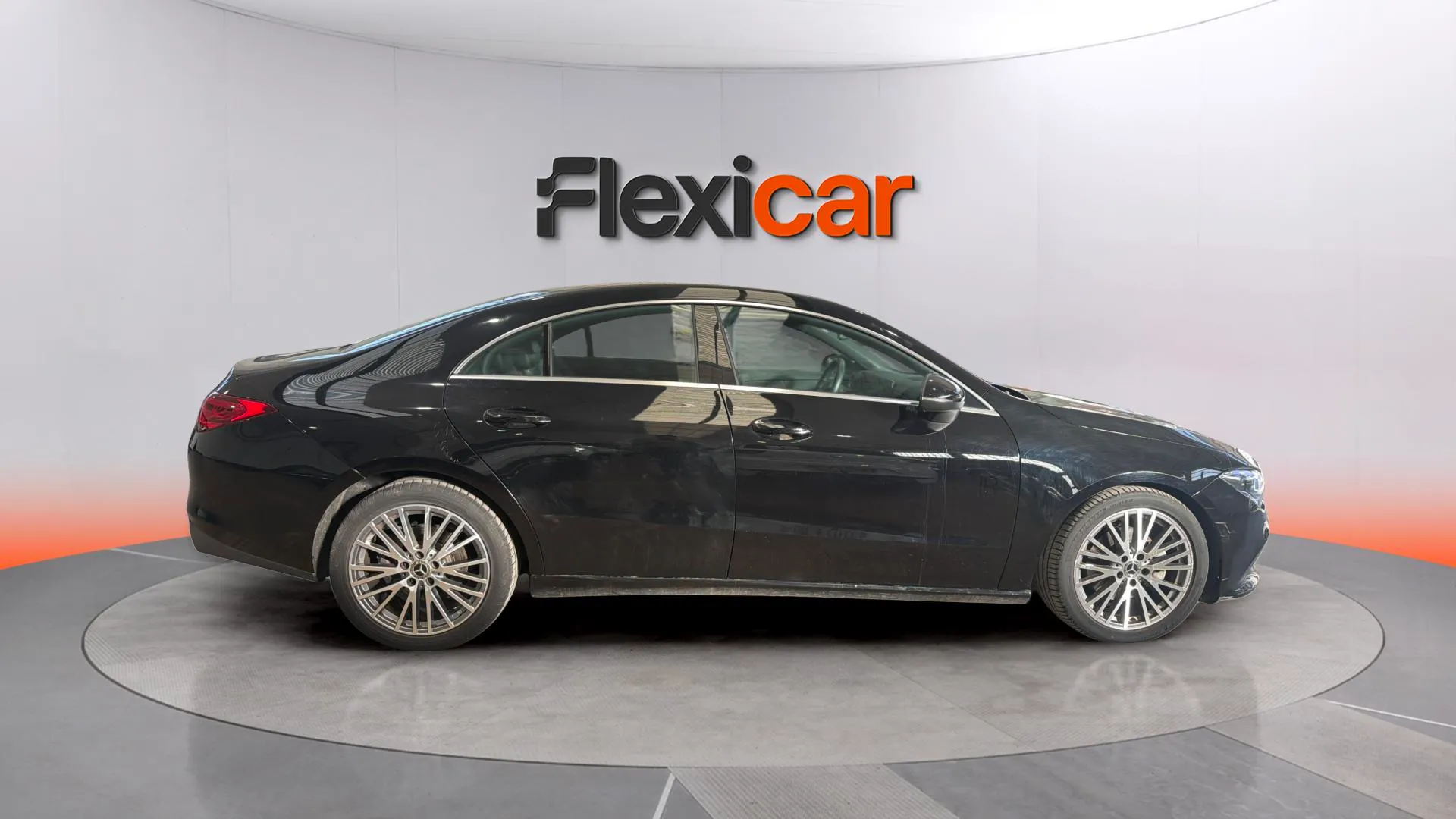 Mercedes-Benz CLA 200 D DCT - foto 5