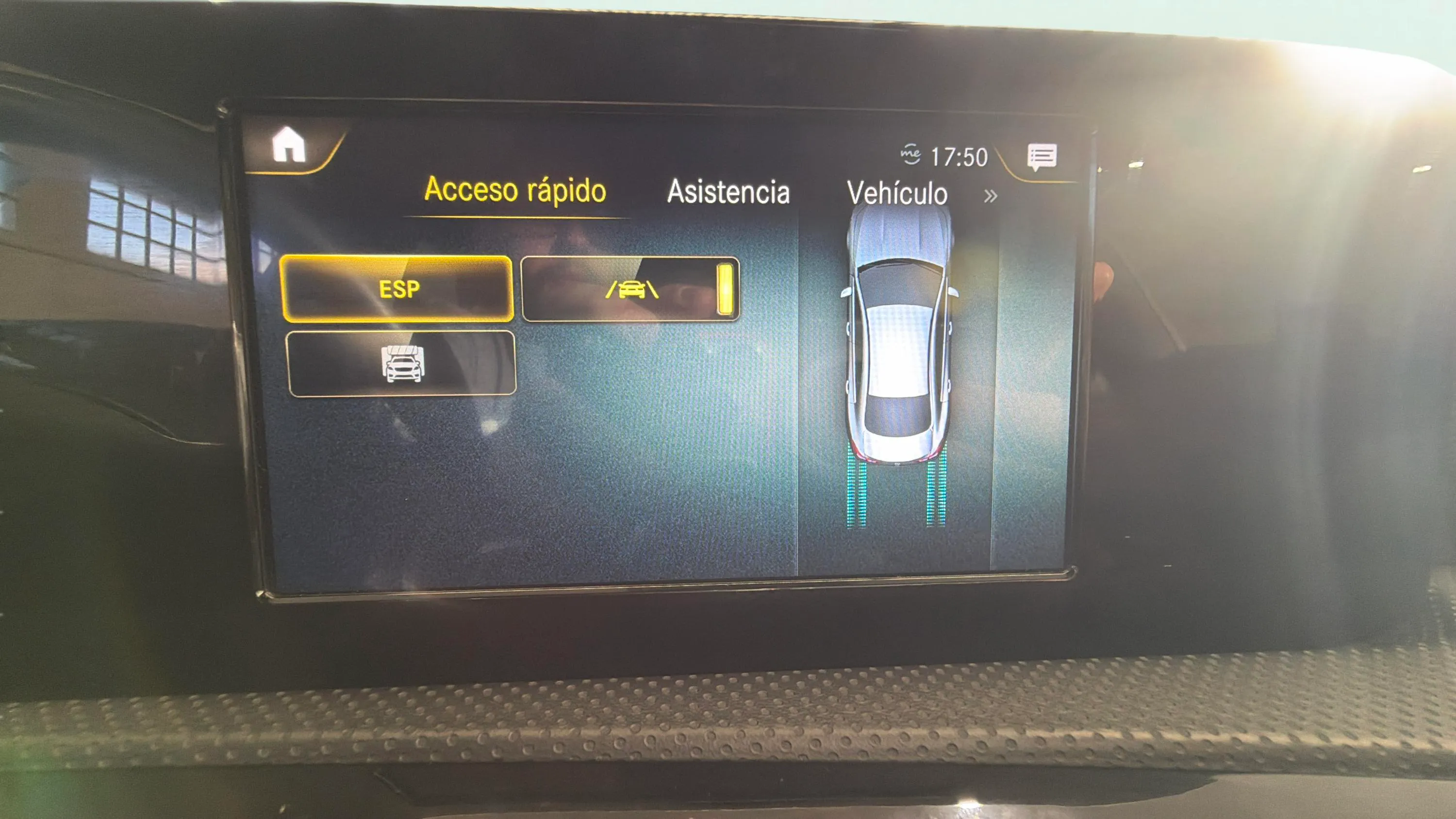 Mercedes-Benz CLA 200 D DCT - foto 25