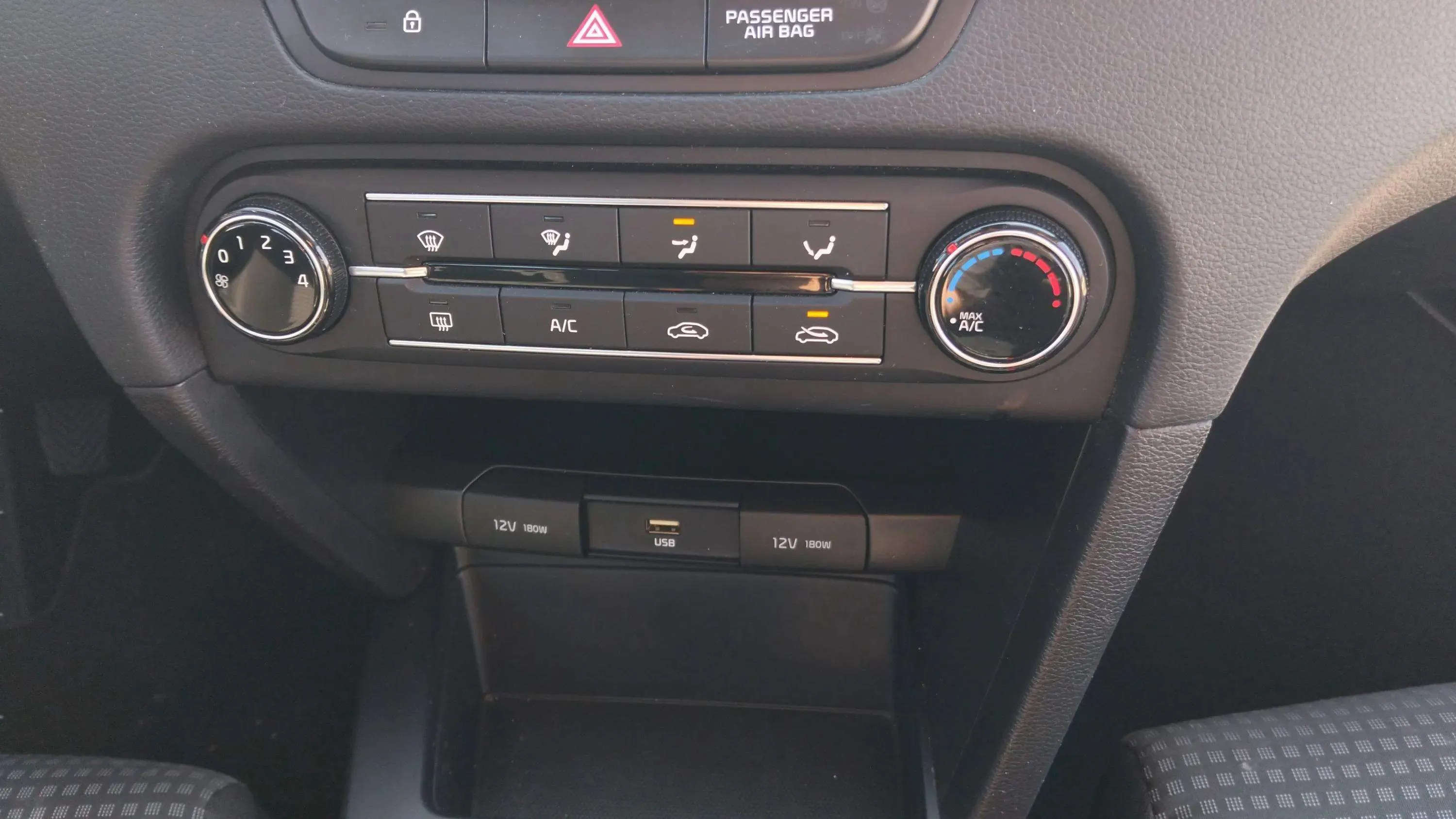 Kia Ceed 1.0 T-GDi Concept (DAB) - foto 14