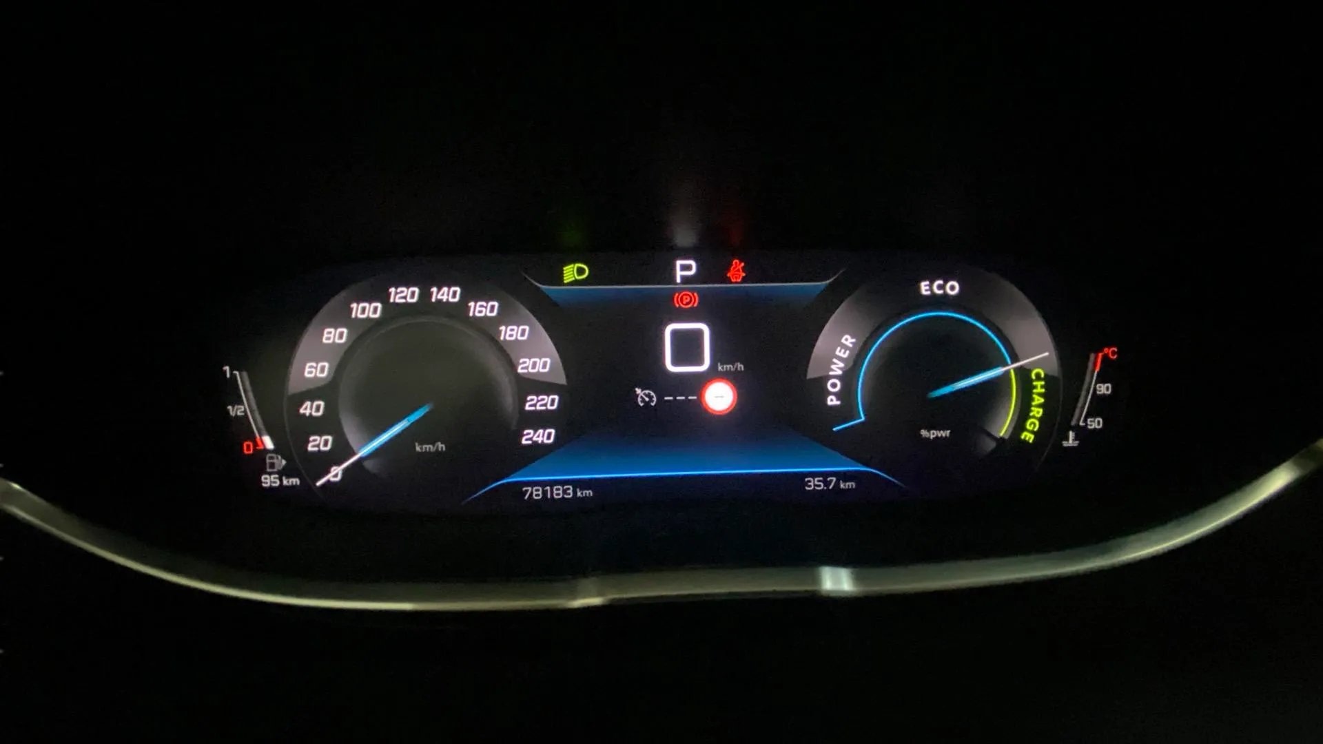 Peugeot 5008 1.2 Allure eDCS6 - foto 12