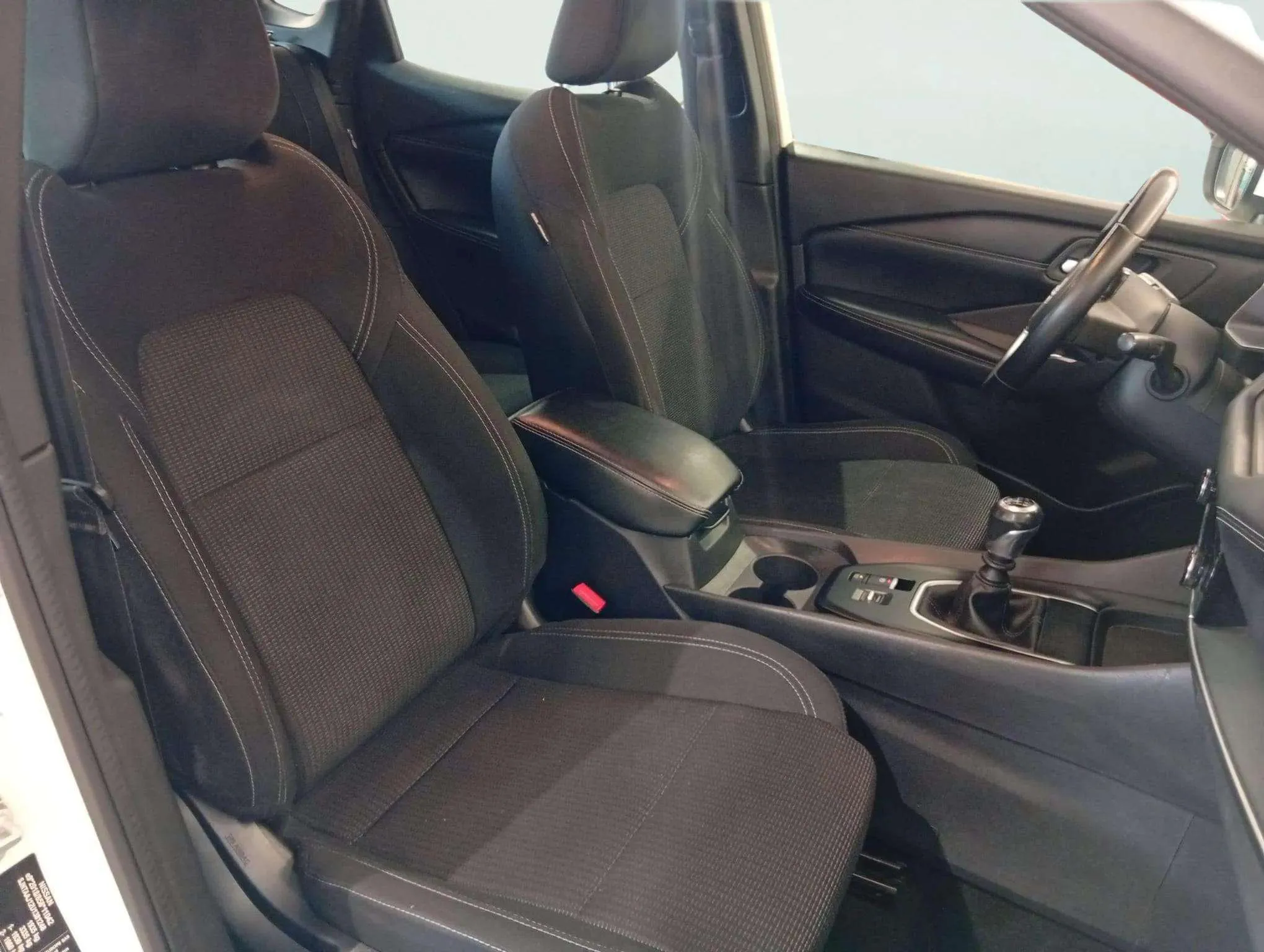 Nissan Qashqai DIG-T mHEV 4x2 Acenta - foto 17