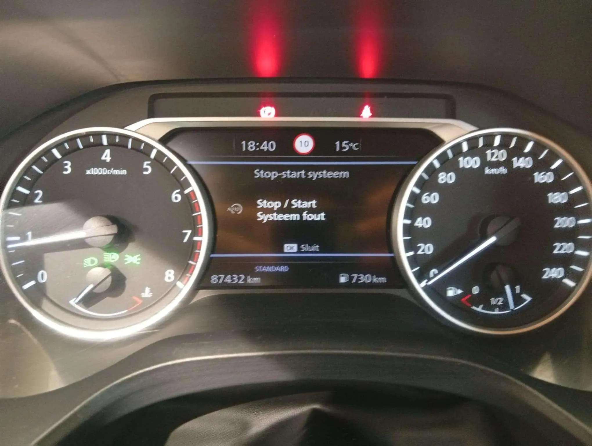 Nissan Qashqai DIG-T mHEV 4x2 Acenta - foto 35