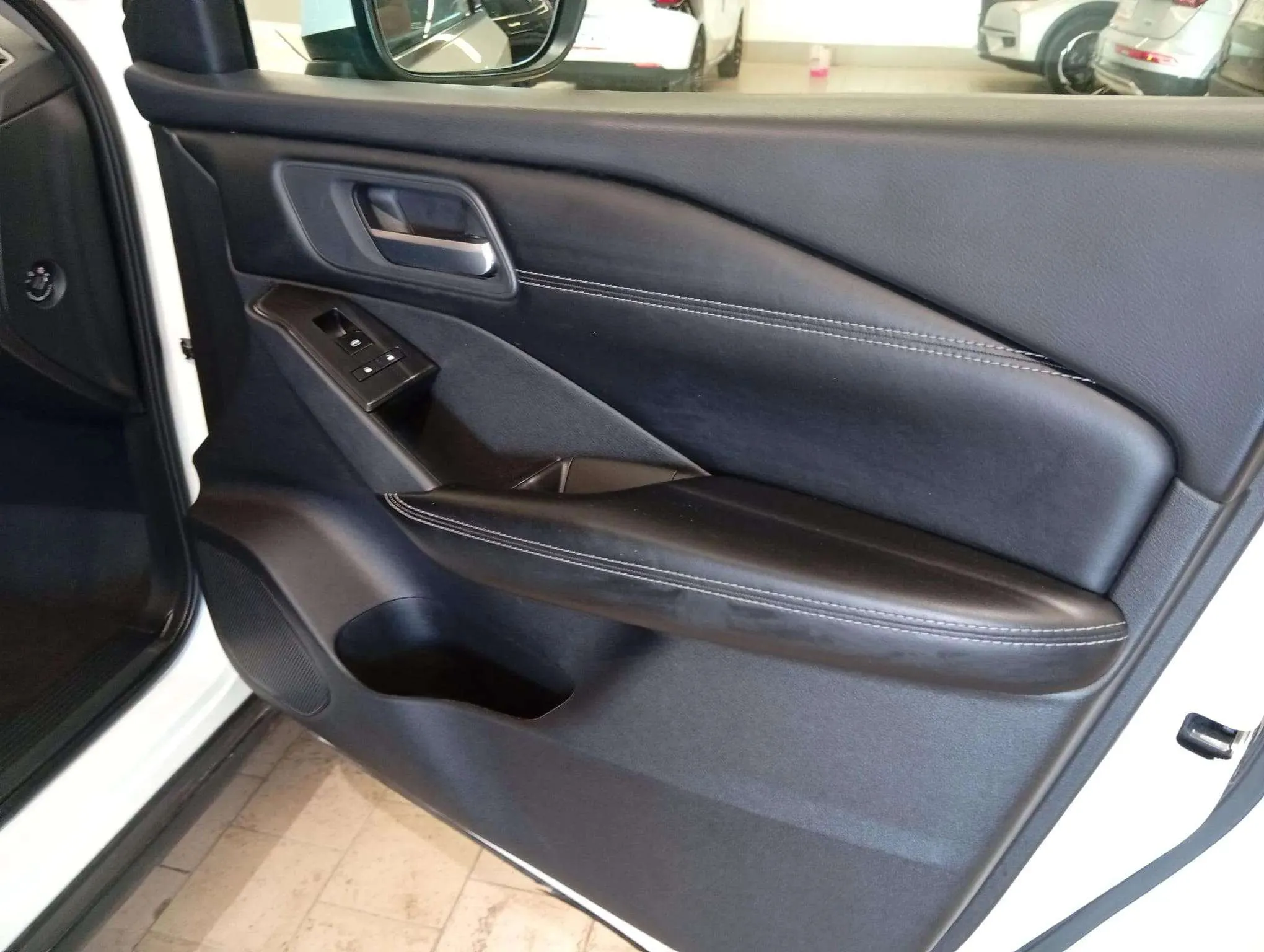 Nissan Qashqai DIG-T mHEV 4x2 Acenta - foto 32