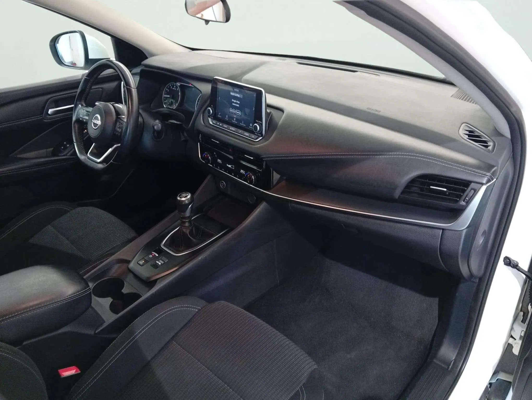 Nissan Qashqai DIG-T mHEV 4x2 Acenta - foto 19