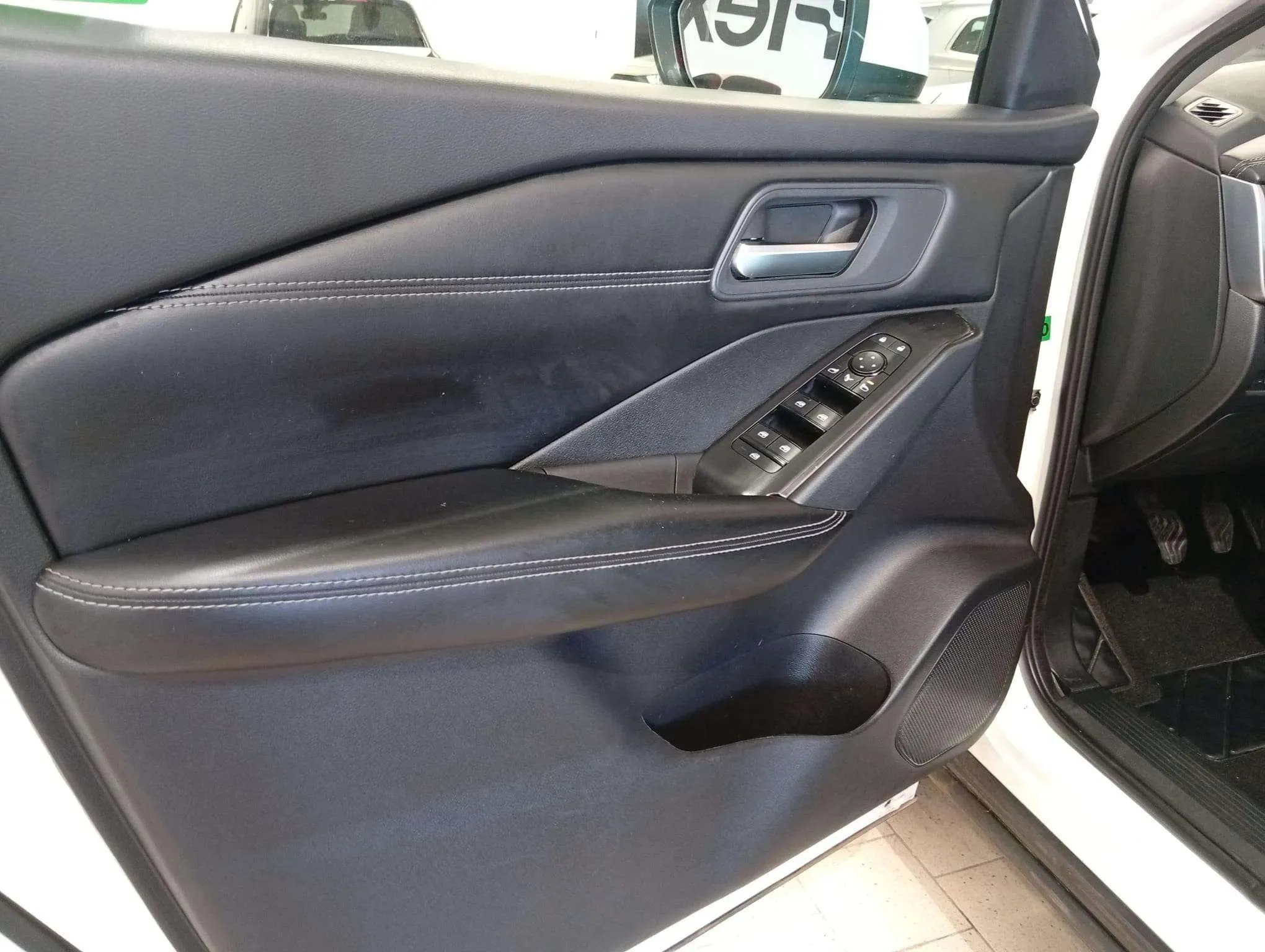 Nissan Qashqai DIG-T mHEV 4x2 Acenta - foto 34