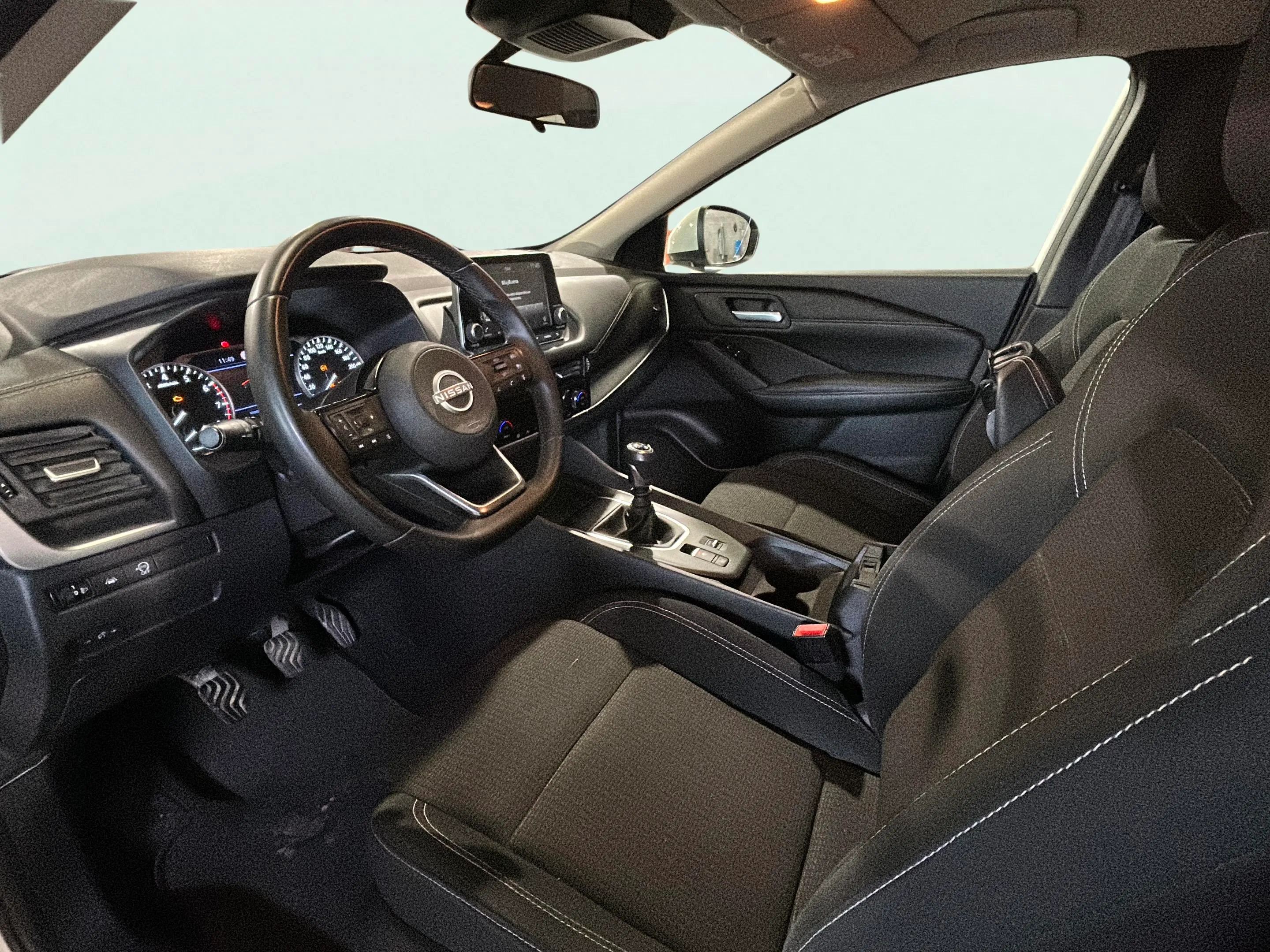 Nissan Qashqai DIG-T mHEV 4x2 Acenta - foto 22
