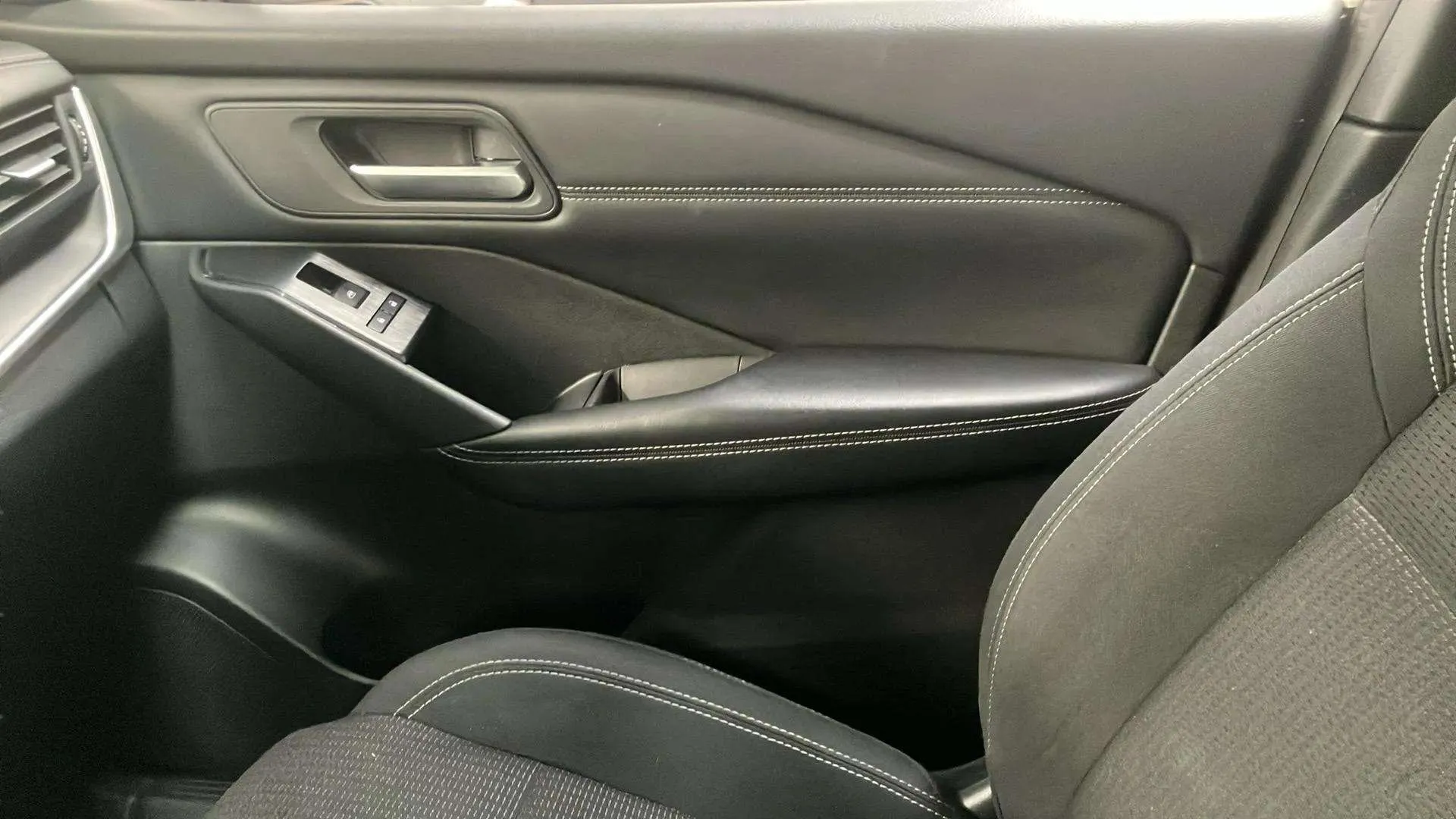 Nissan Qashqai DIG-T mHEV 4x2 Acenta - foto 16