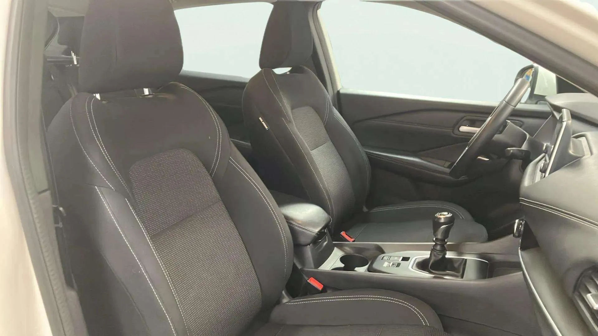 Nissan Qashqai DIG-T mHEV 4x2 Acenta - foto 12