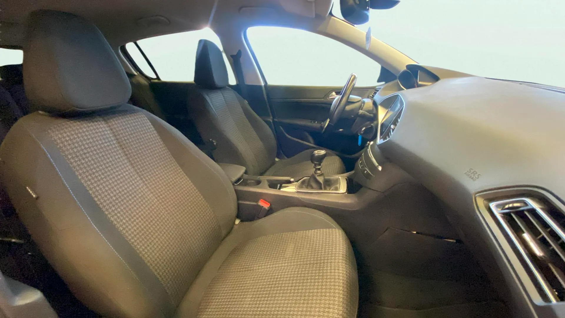 Peugeot 308 Style PureTech 130 - foto 12