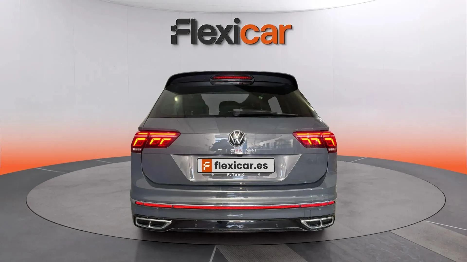 Volkswagen Tiguan R-Line 2.0 TDI DSG - foto 6