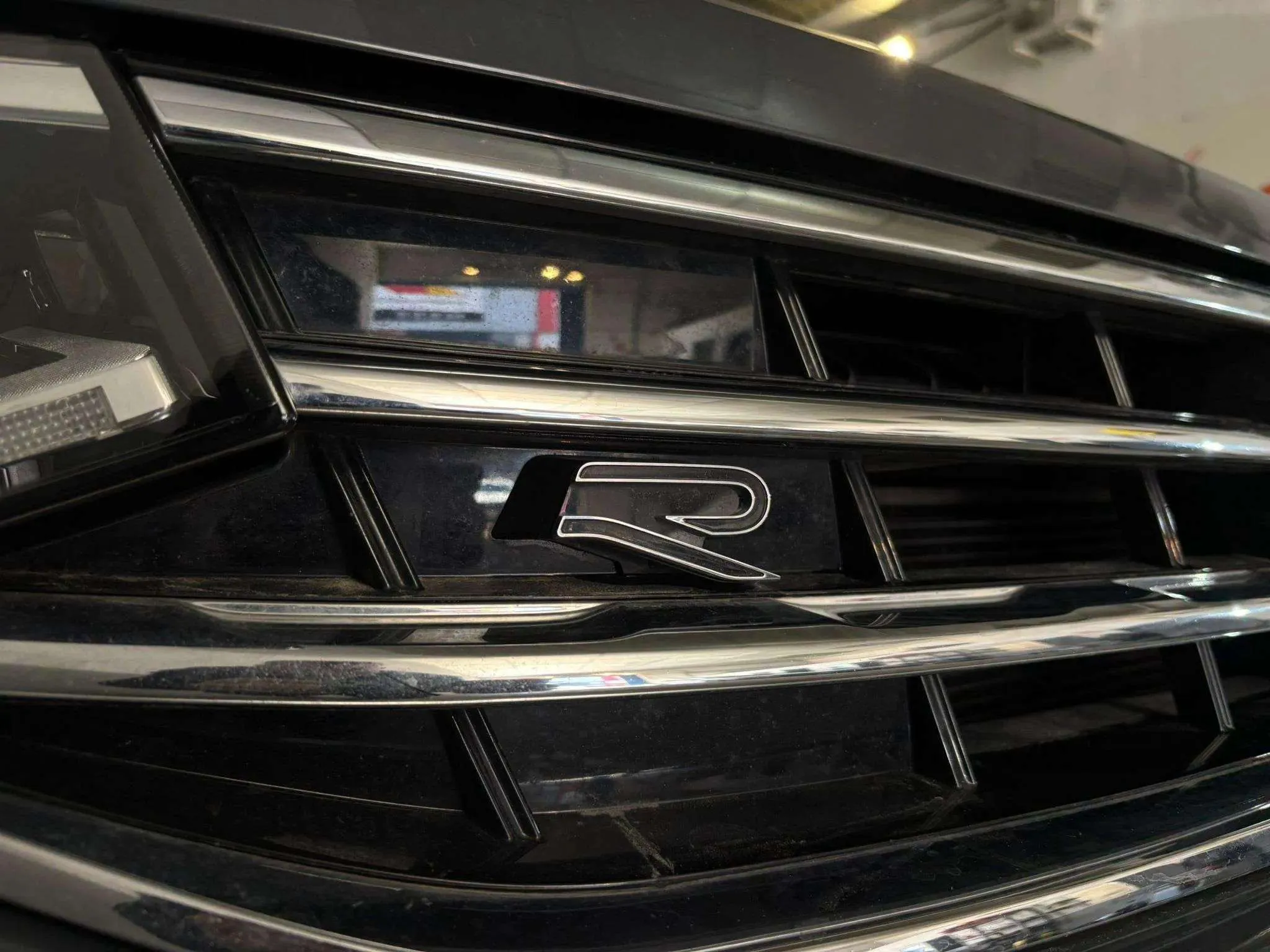 Volkswagen Tiguan R-Line 2.0 TDI DSG - foto 22