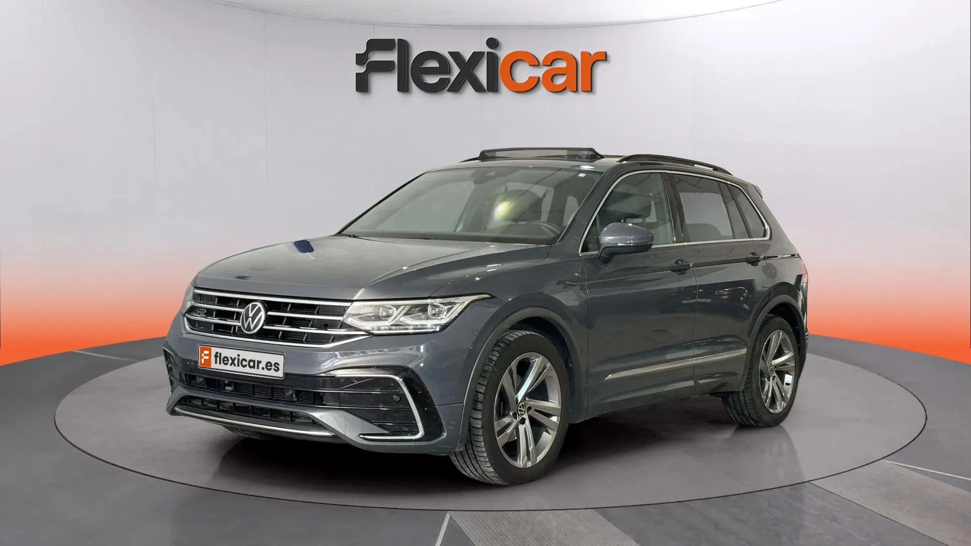 Volkswagen Tiguan R-Line 2.0 TDI DSG - foto 5