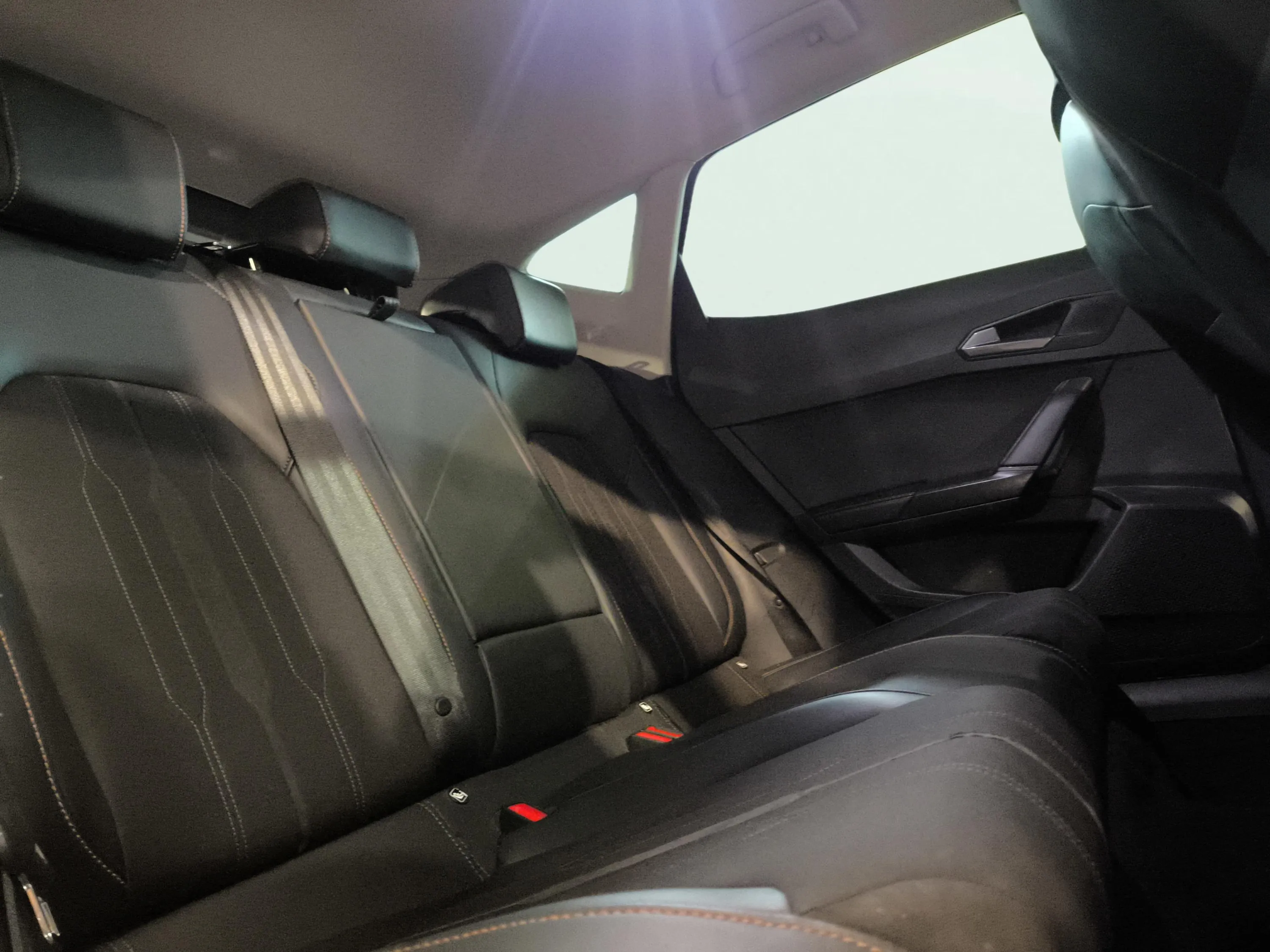 Cupra Formentor 1.5 TSI DSG - foto 14