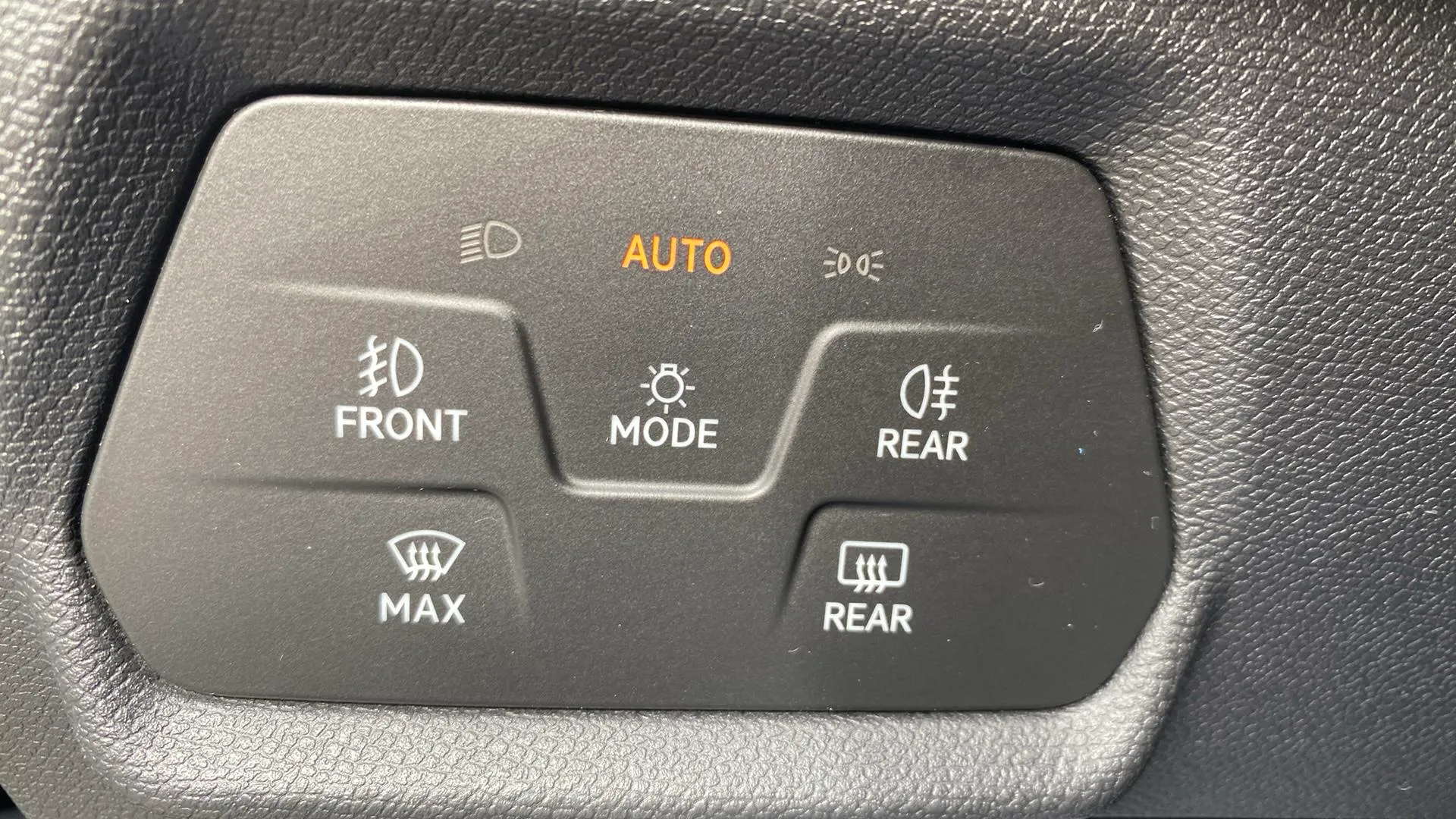 Cupra Formentor 1.5 TSI DSG - foto 21