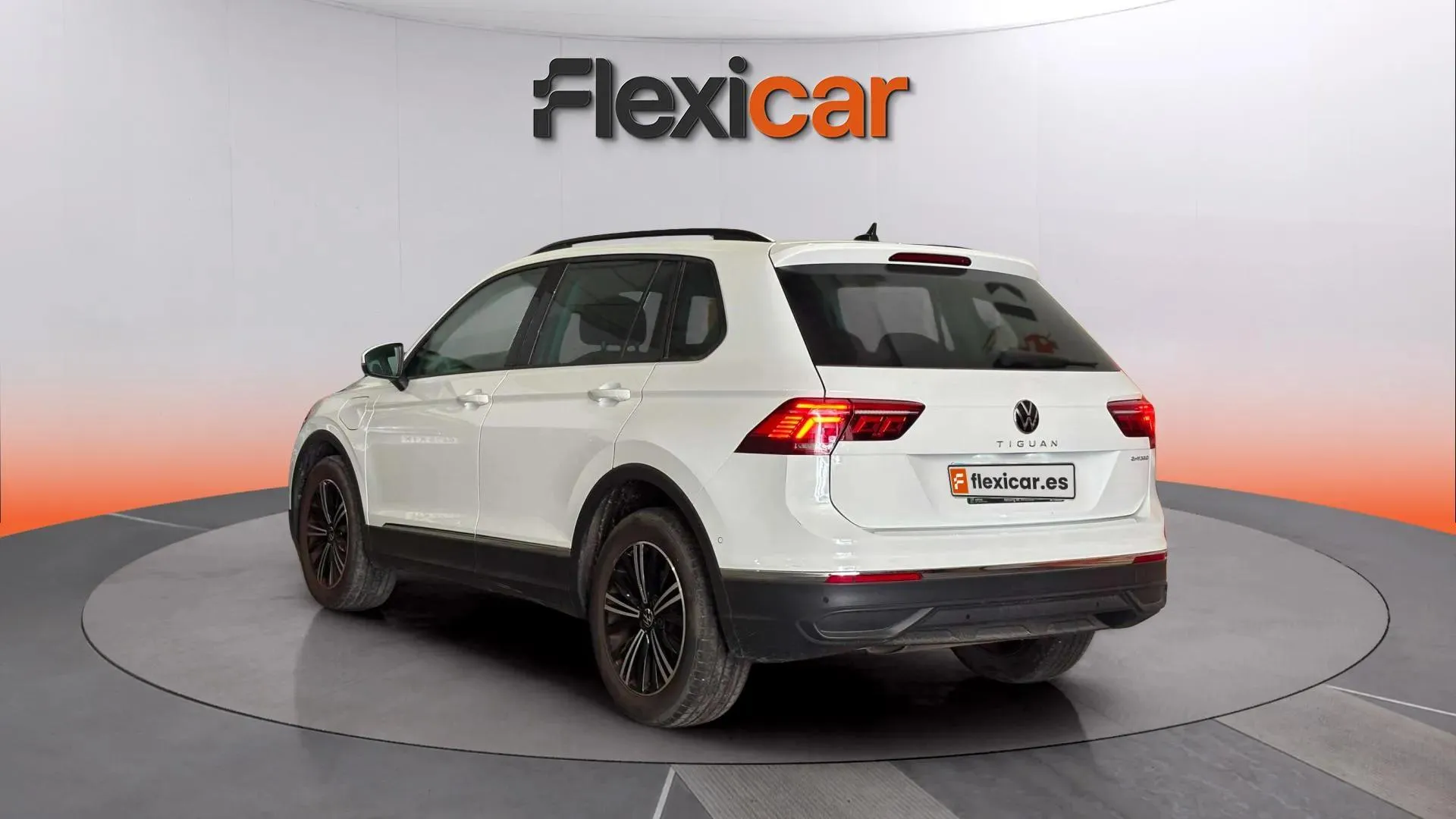 Volkswagen Tiguan Life 1.4 TSI eHybrid DSG - foto 4