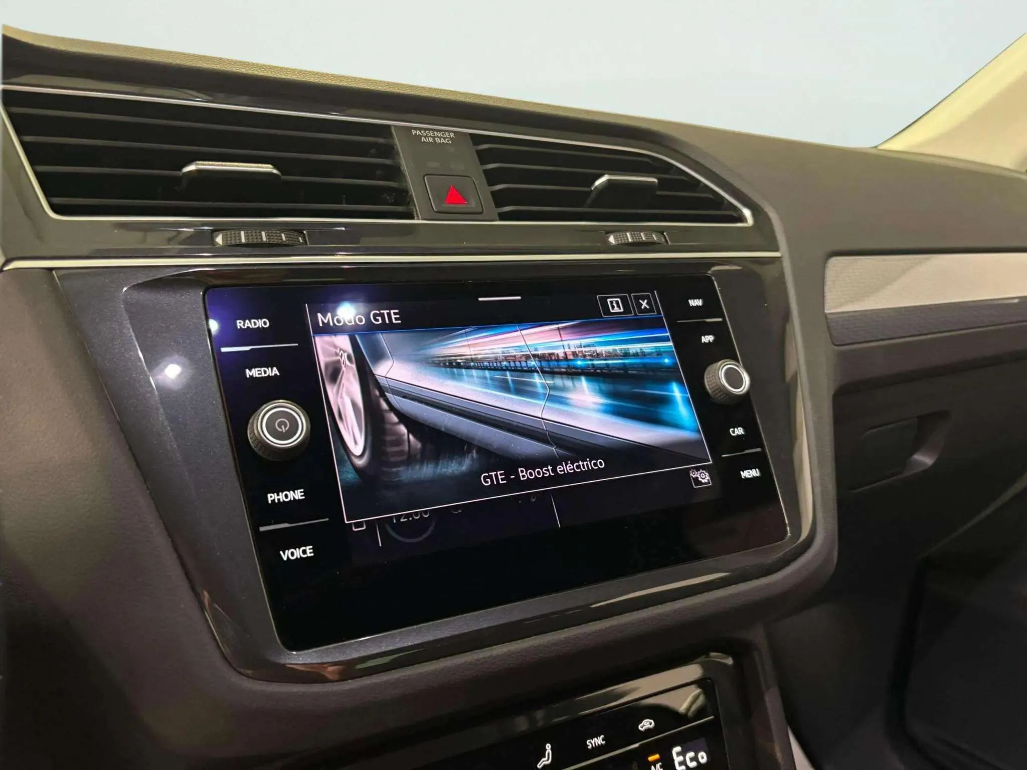 Volkswagen Tiguan Life 1.4 TSI eHybrid DSG - foto 23