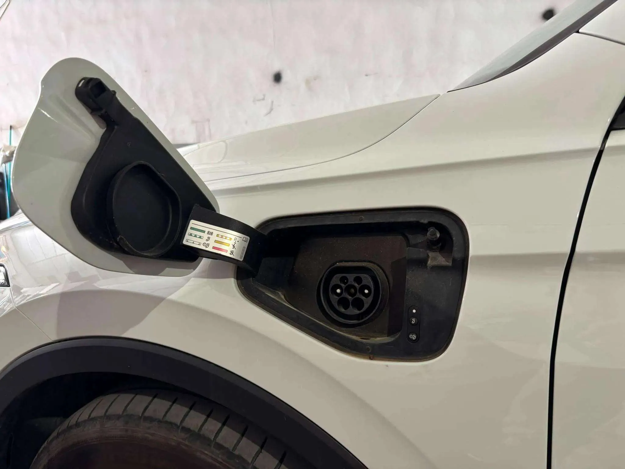 Volkswagen Tiguan Life 1.4 TSI eHybrid DSG - foto 10