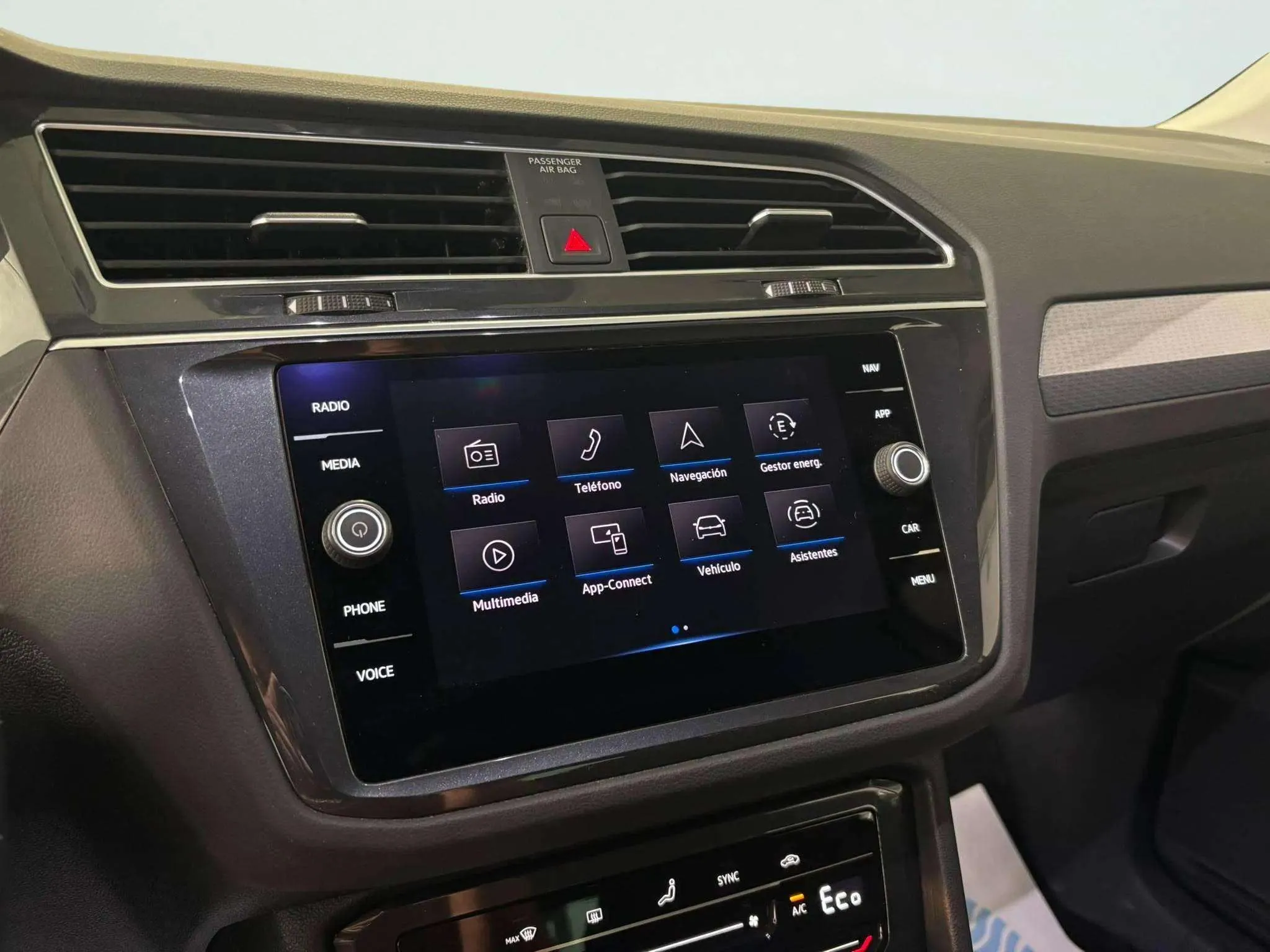 Volkswagen Tiguan Life 1.4 TSI eHybrid DSG - foto 18