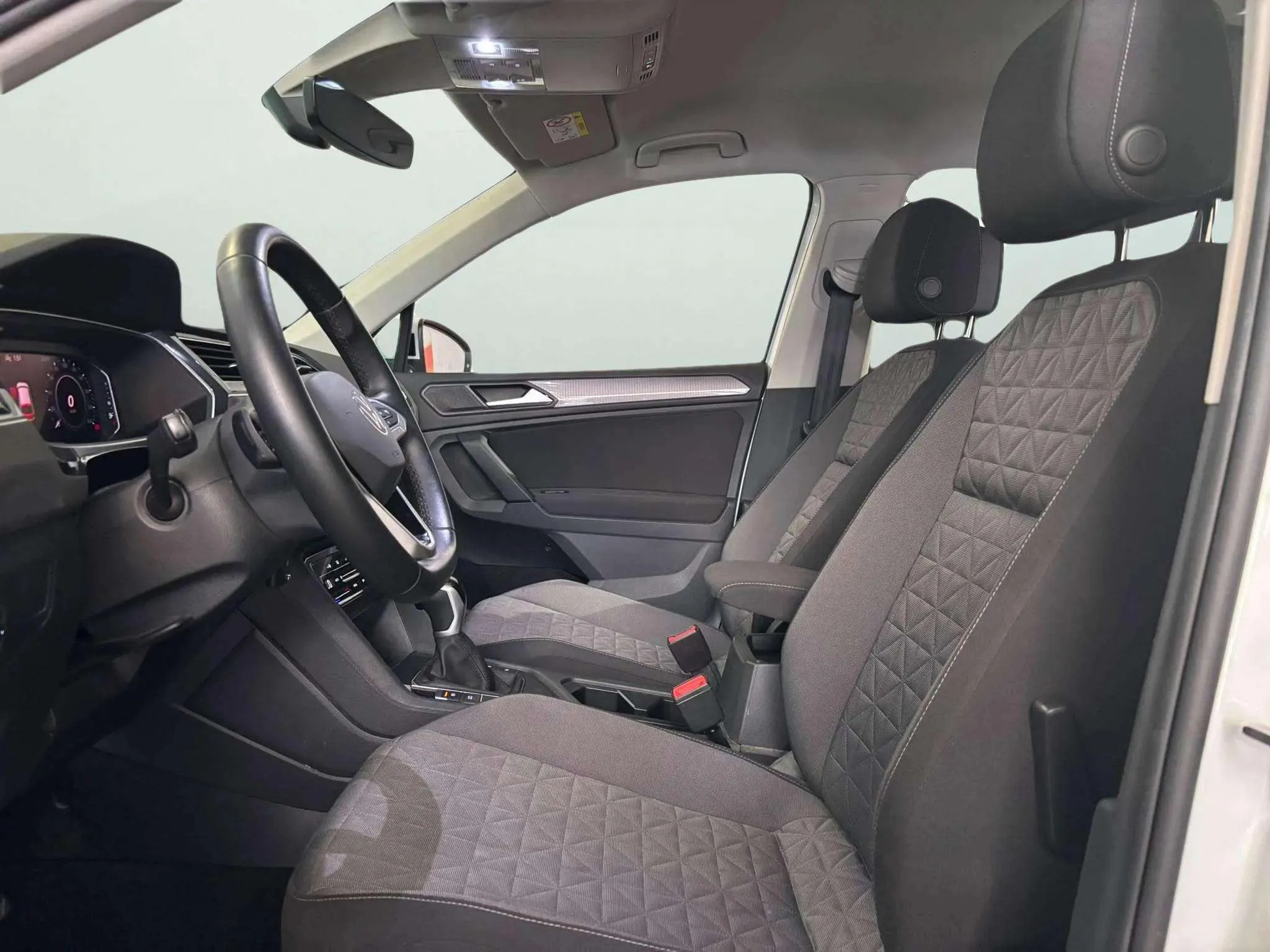 Volkswagen Tiguan Life 1.4 TSI eHybrid DSG - foto 12
