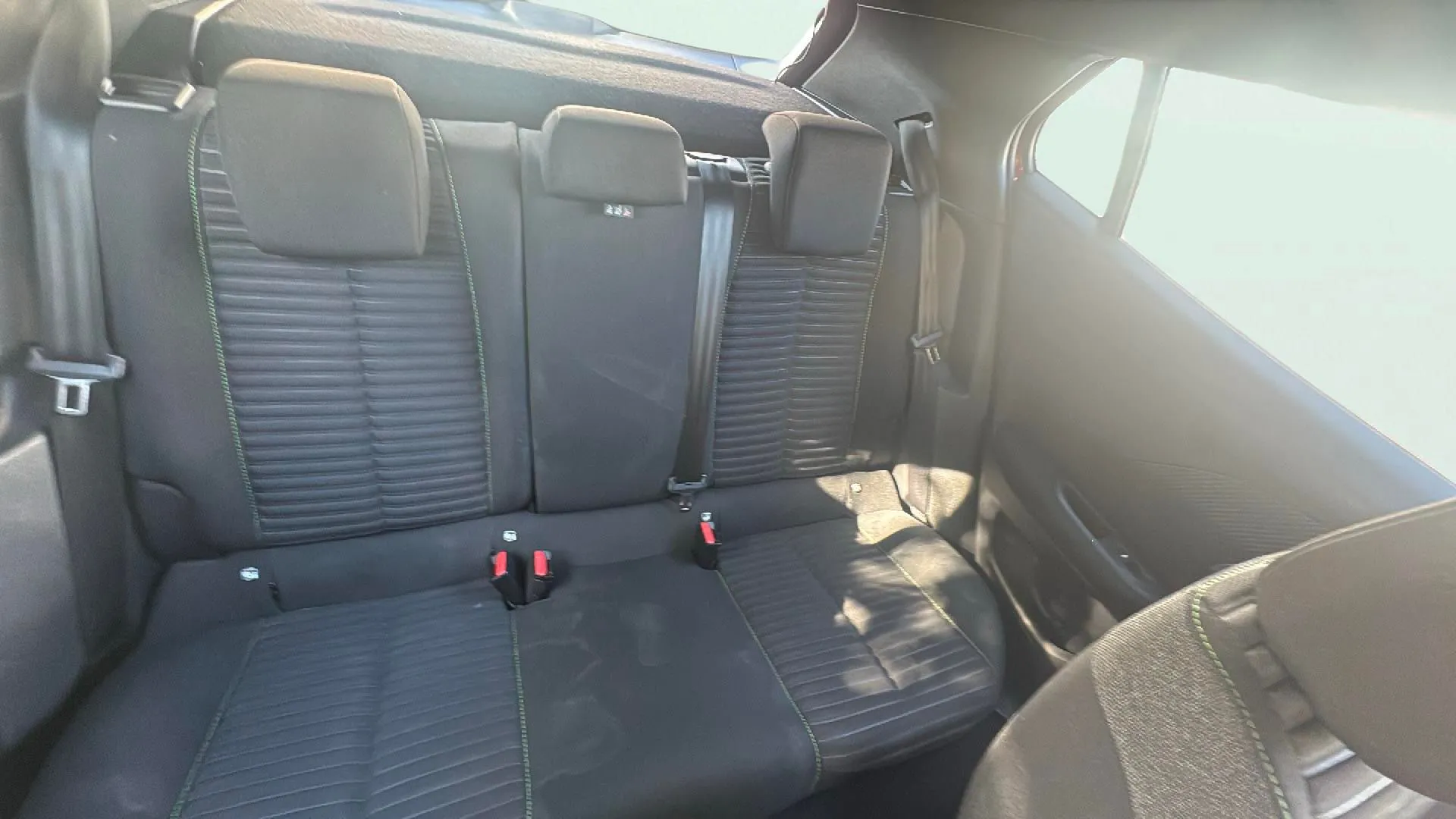 Peugeot 2008 Active Pack PureTech 100 - foto 13