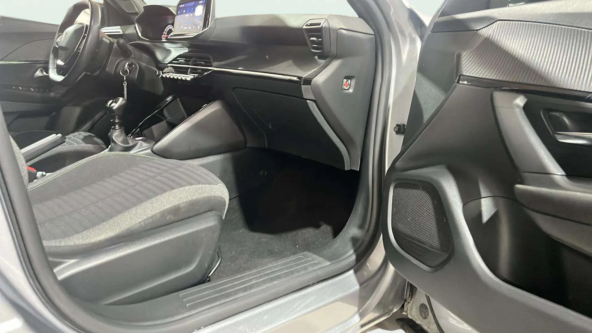 Peugeot 2008 Active Pack PureTech 100 - foto 13
