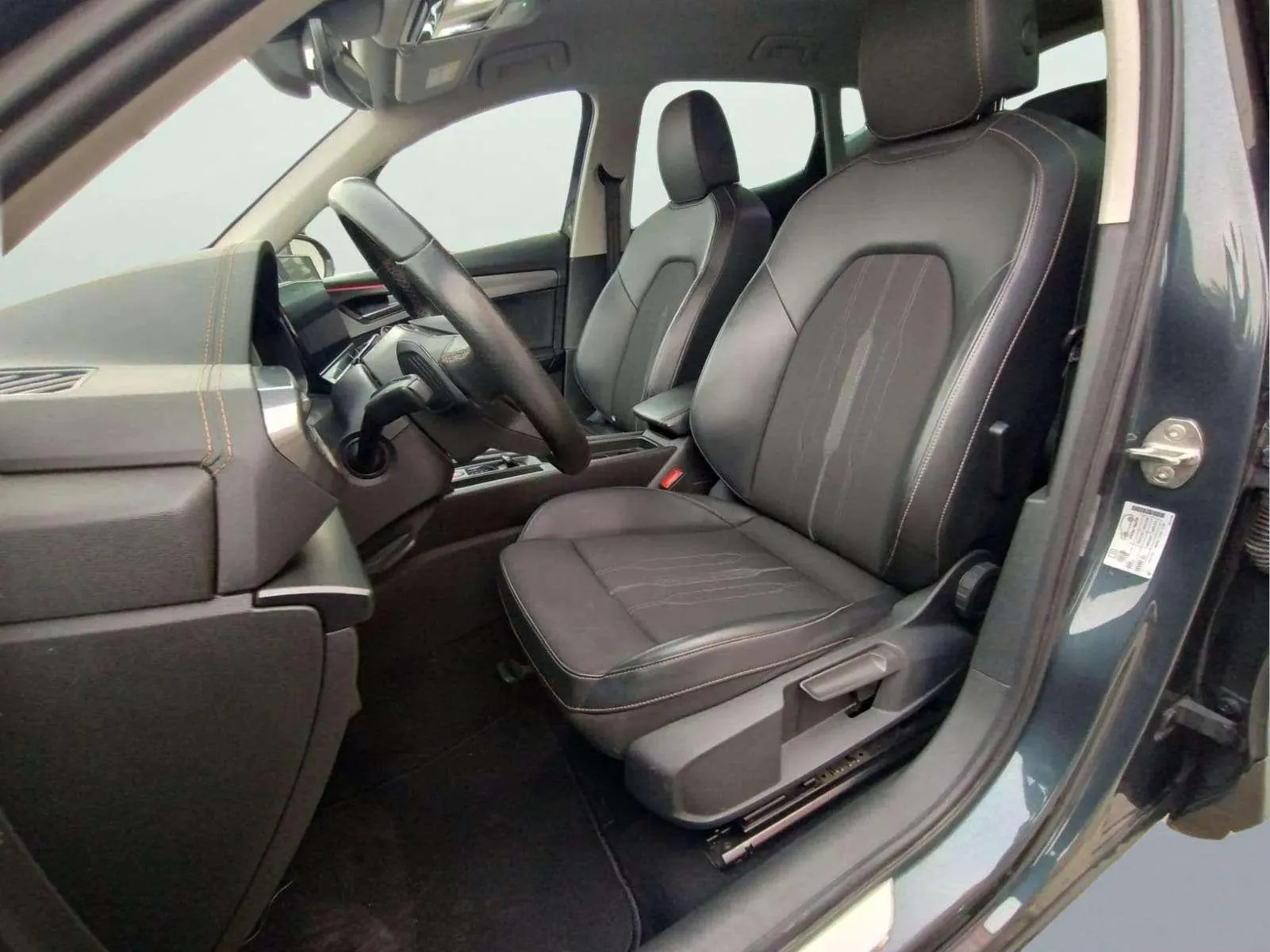 Cupra Formentor 1.5 TSI DSG - foto 8