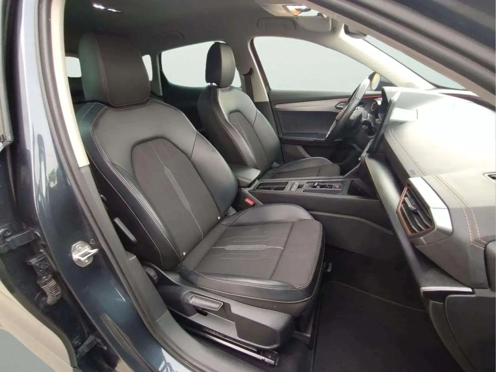 Cupra Formentor 1.5 TSI DSG - foto 15