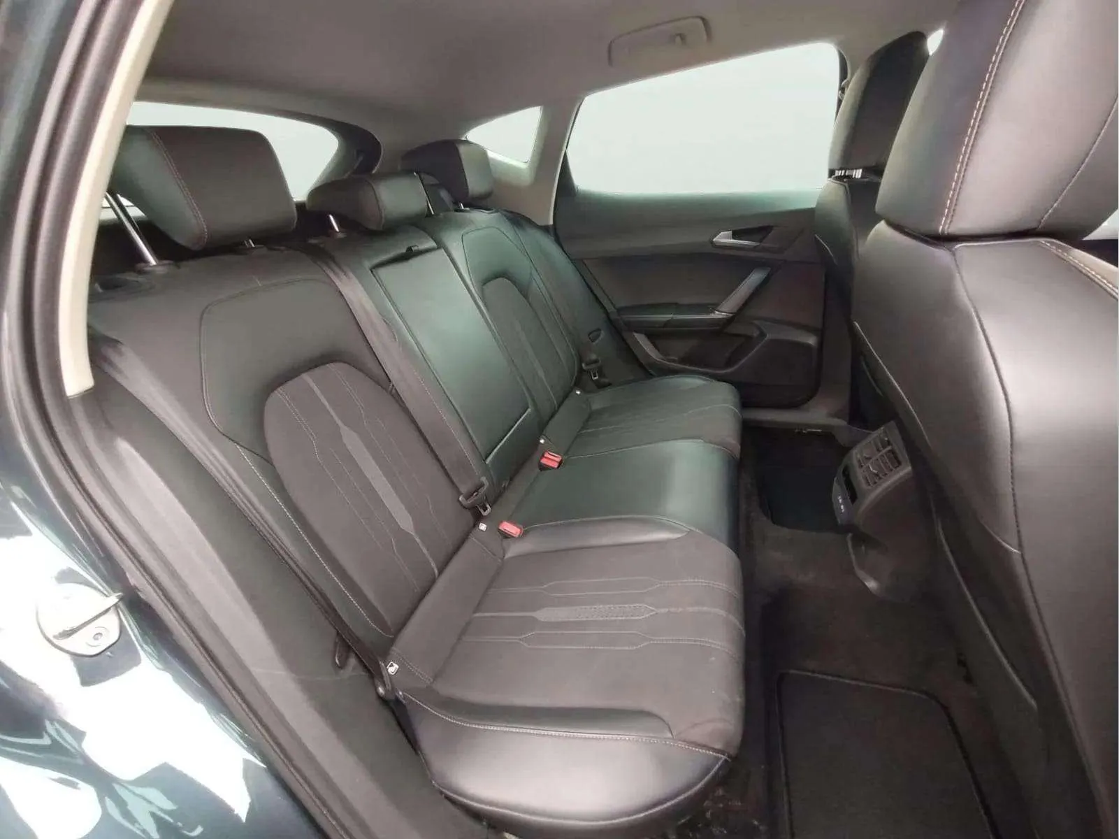 Cupra Formentor 1.5 TSI DSG - foto 13