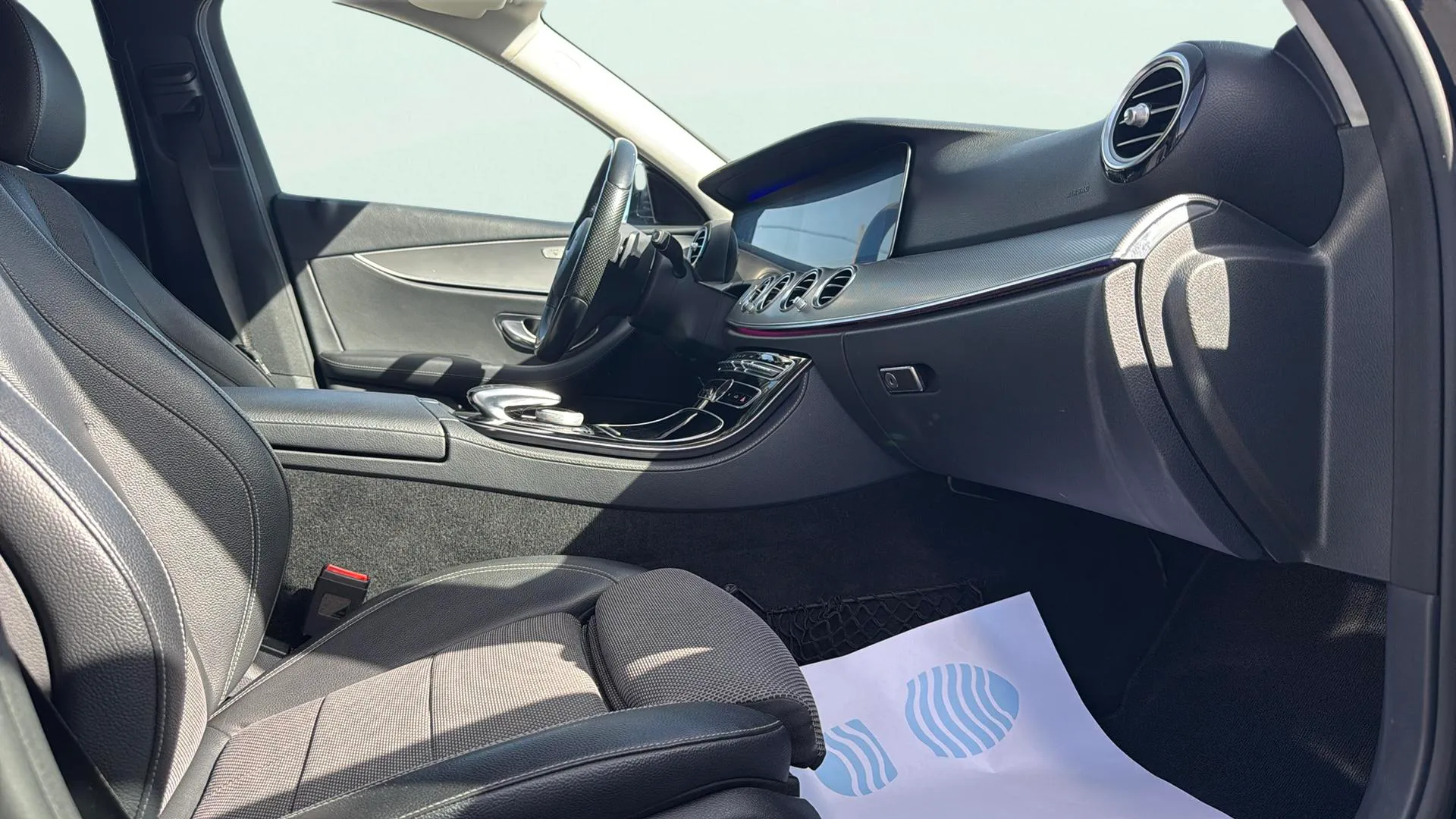 Mercedes-Benz Clase E E 220 d - foto 16