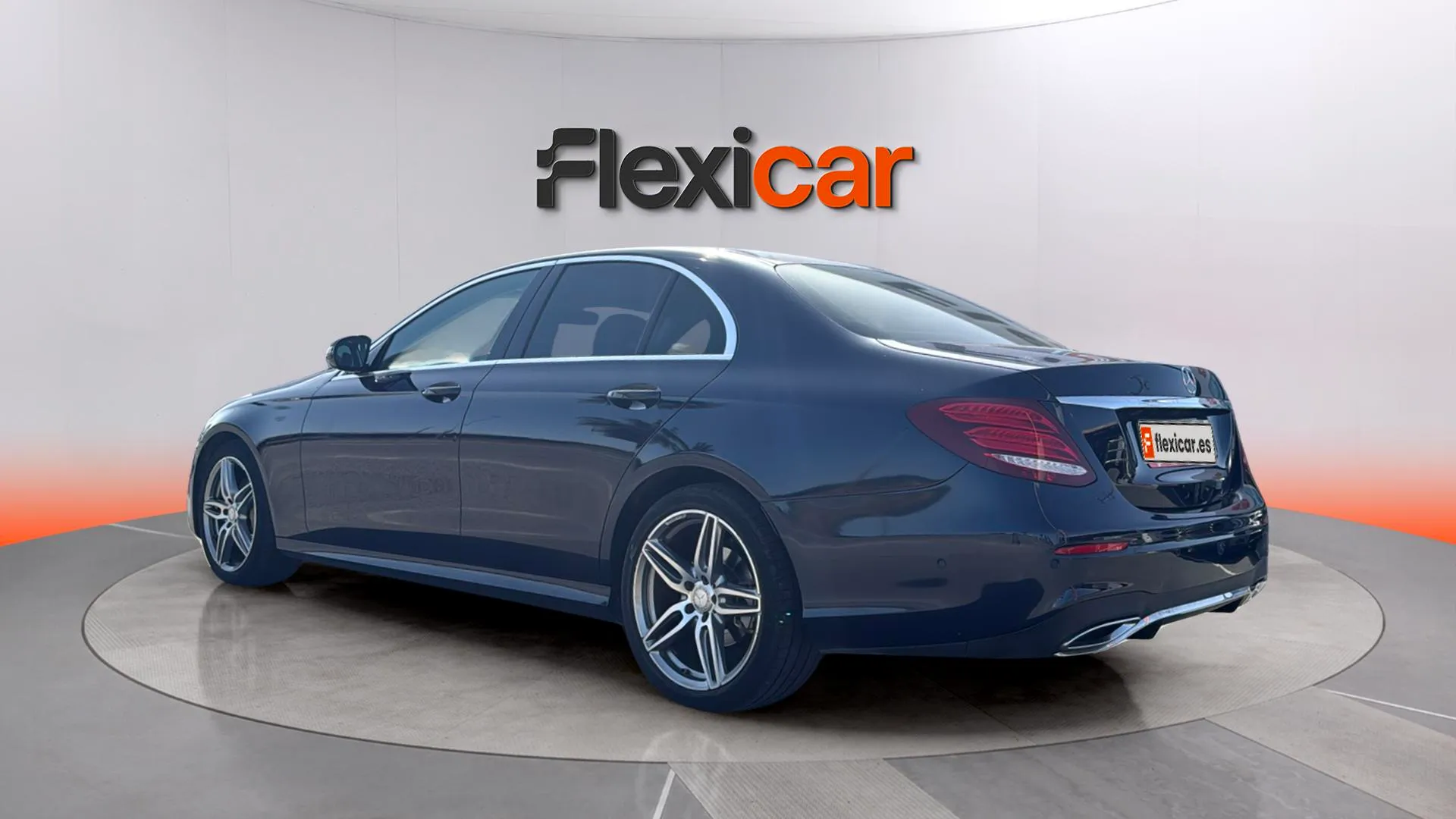 Mercedes-Benz Clase E E 220 d - foto 5