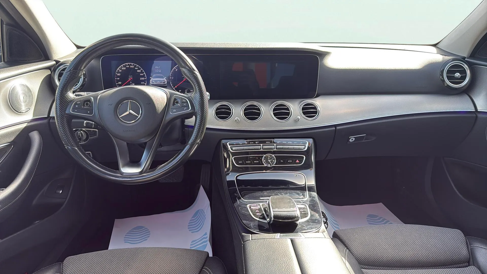 Mercedes-Benz Clase E E 220 d - foto 14