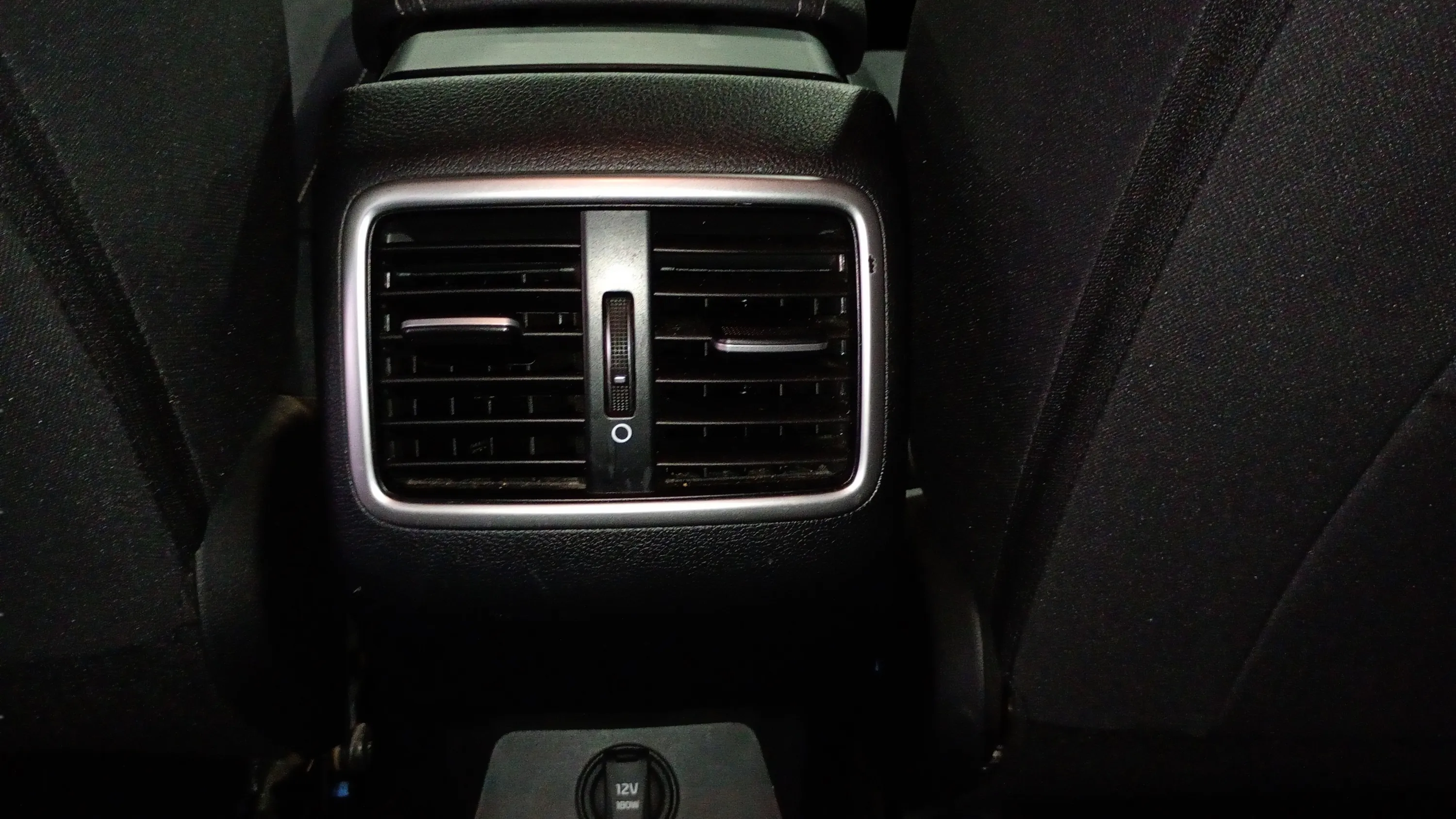 Kia Sportage 1.6 MHEV Black Edition 4x2 - foto 23