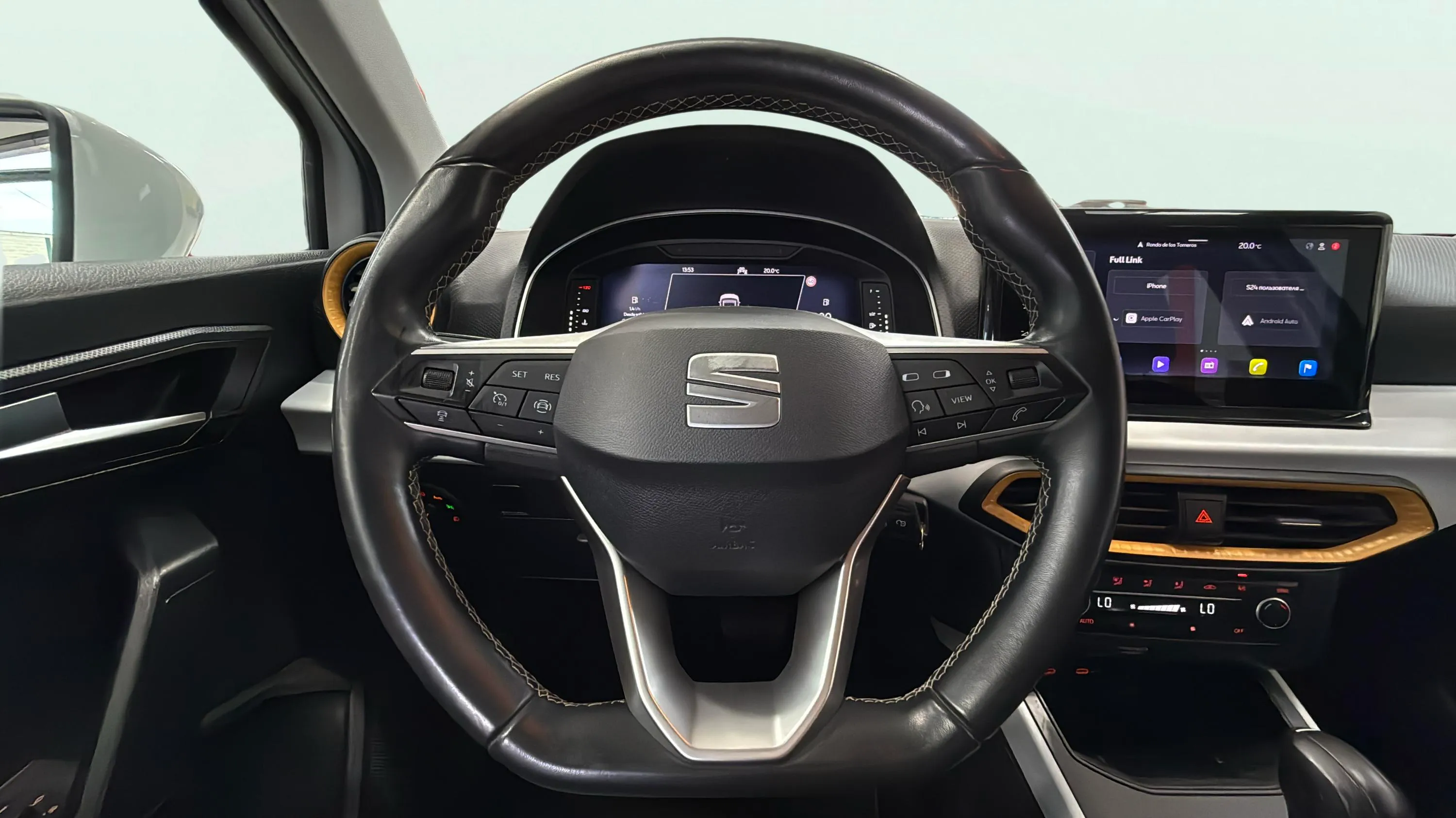 SEAT Arona 1.0 TSI DSG Style XL - foto 17