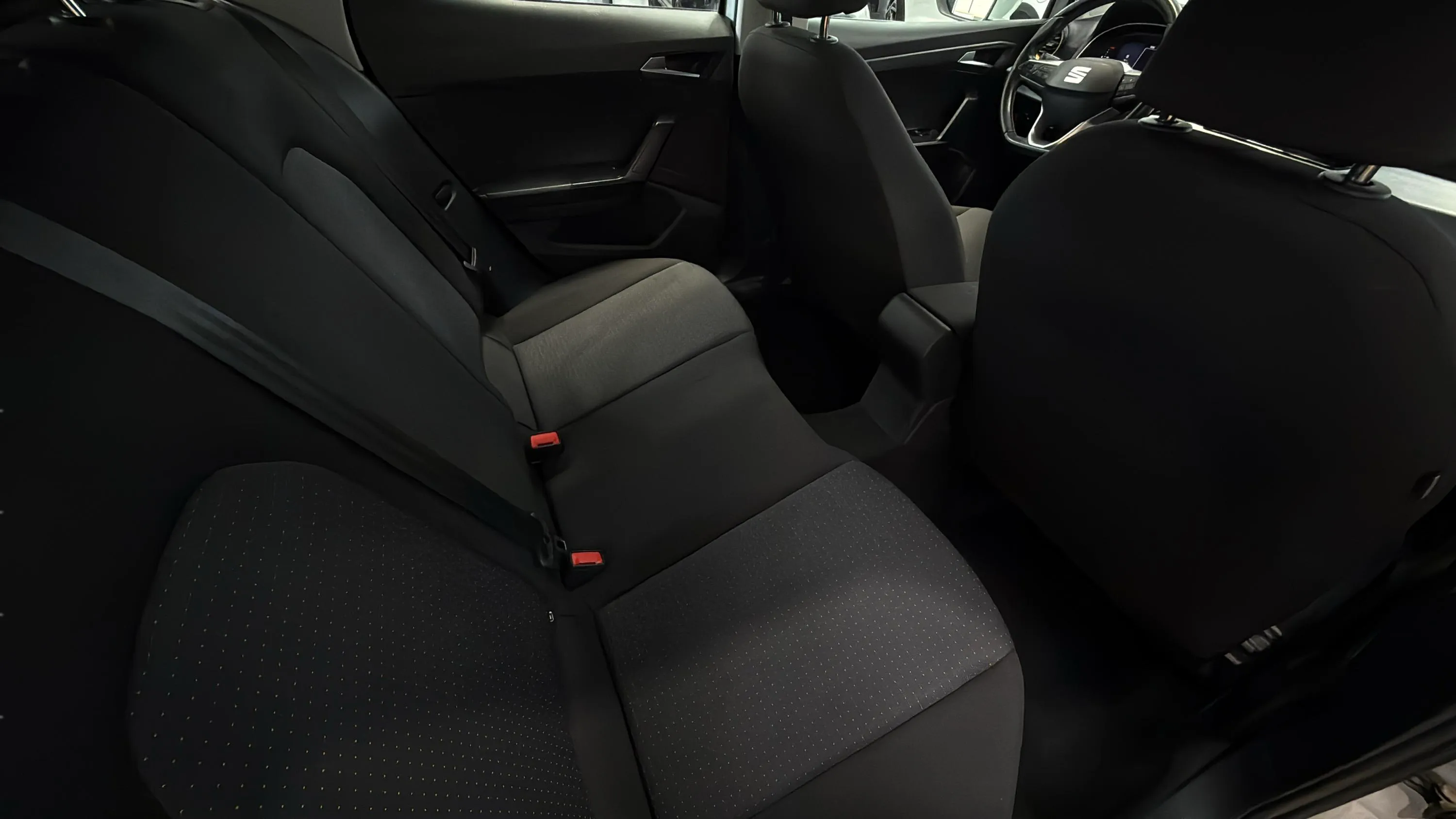 SEAT Arona 1.0 TSI DSG Style XL - foto 26