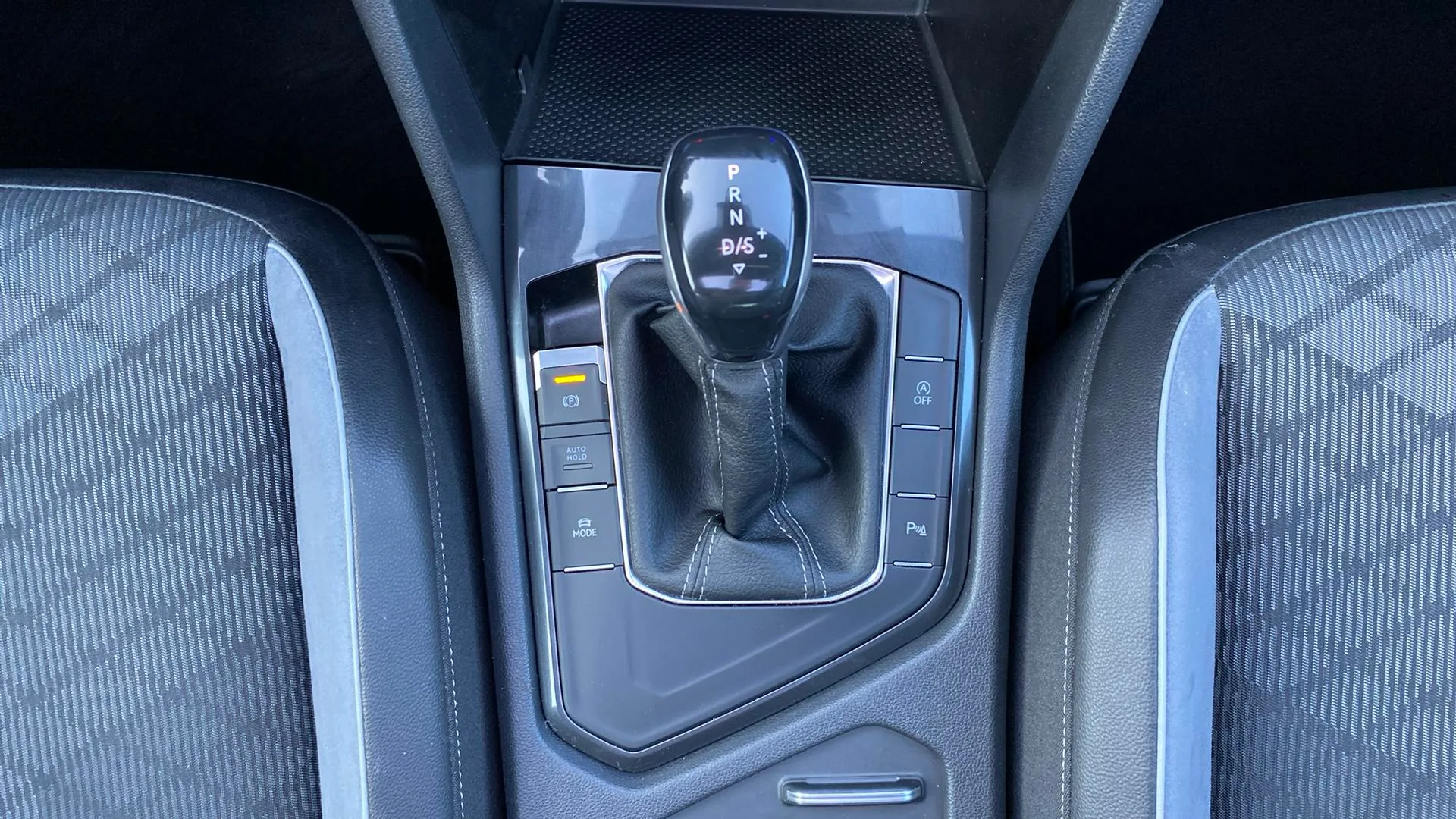 Volkswagen Tiguan Life 2.0 TDI DSG - foto 21