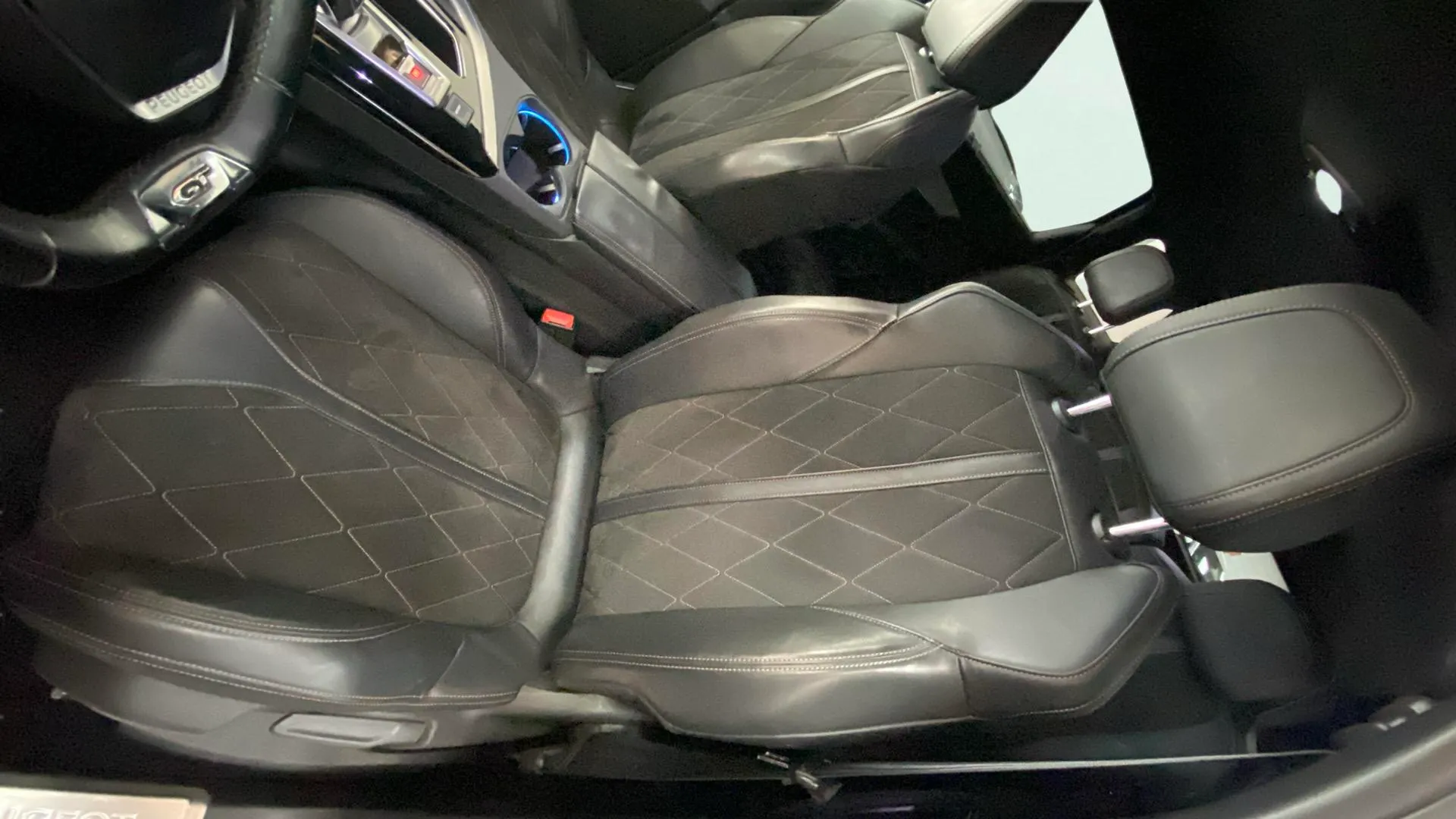 Peugeot 5008 GT 2.0L BlueHDi EAT8 - foto 9