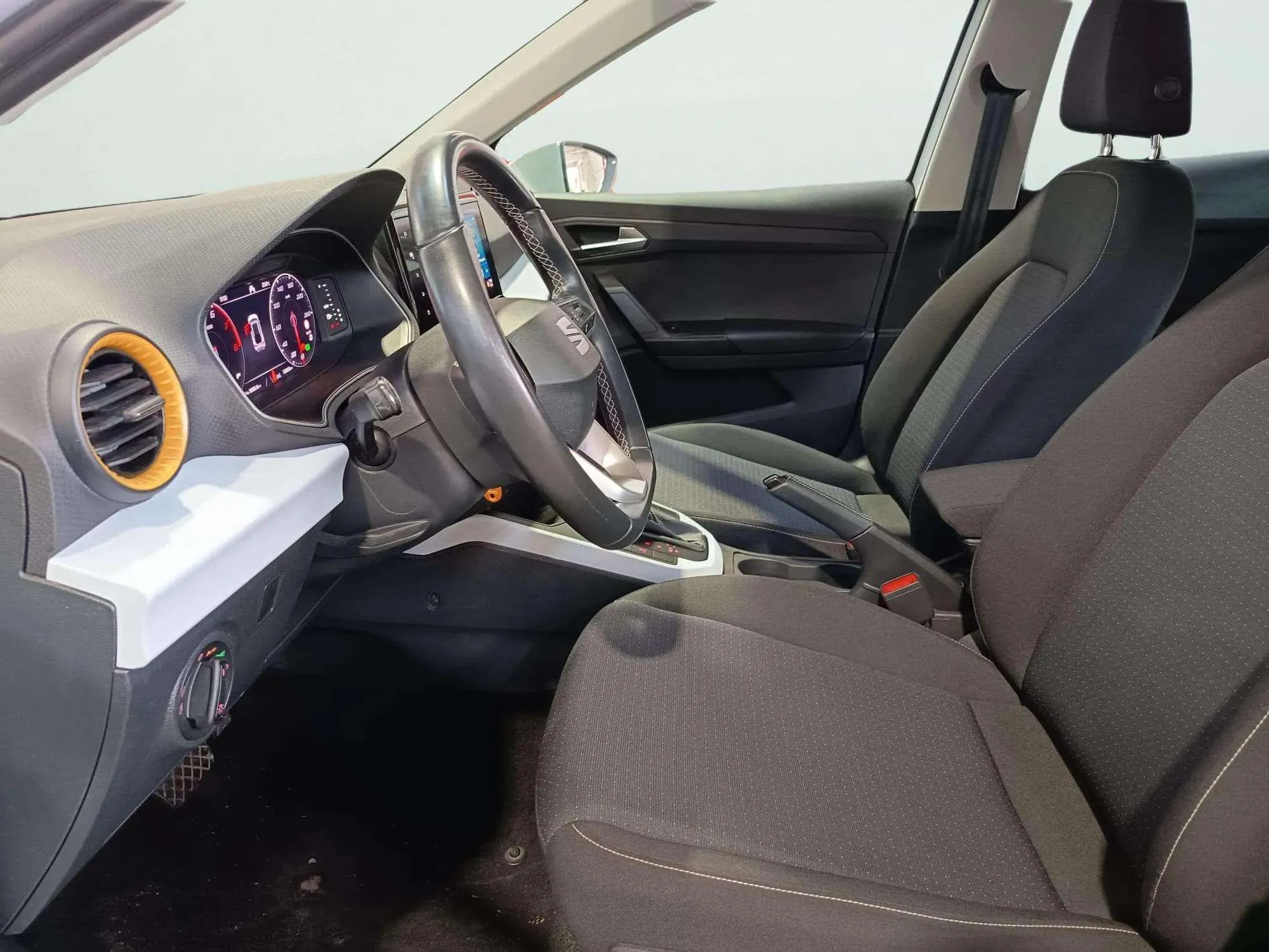 SEAT Arona 1.0 TSI DSG FR XL - foto 21