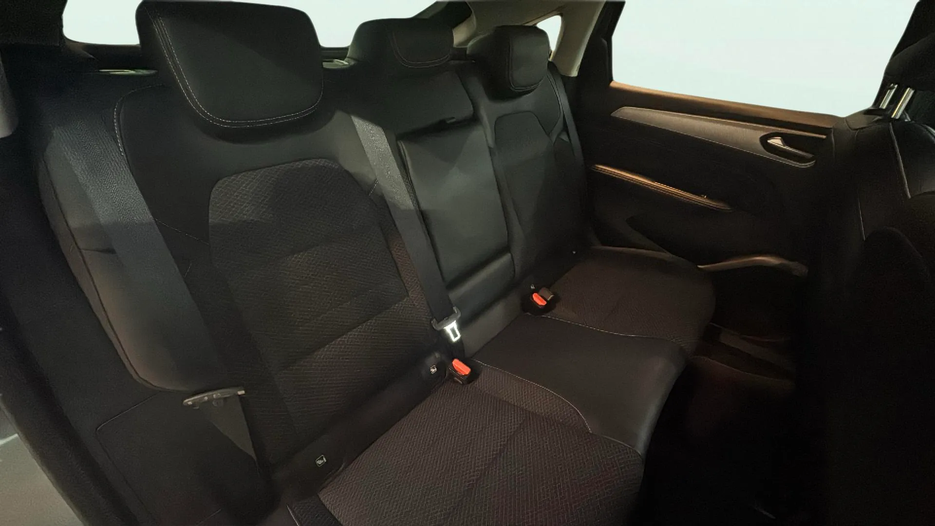 Renault Arkana Techno E-Tech full hybrid - foto 12