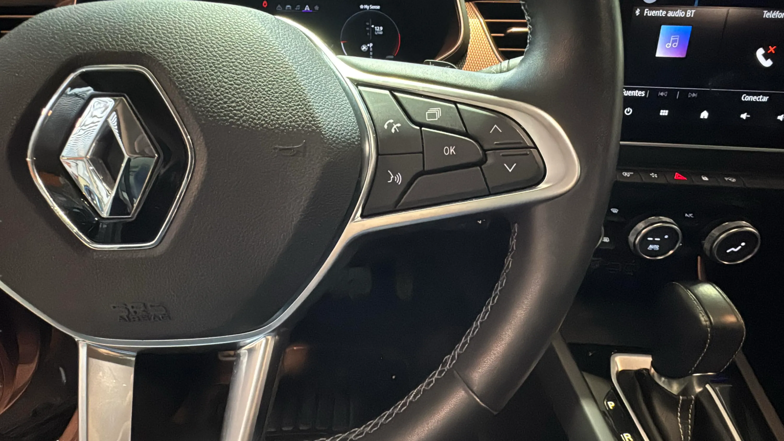 Renault Arkana Techno E-Tech full hybrid - foto 22