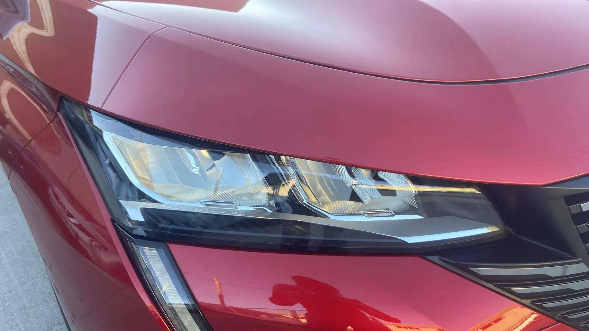 Peugeot 308 Allure Hybrid 180 eEAT8 - foto 9