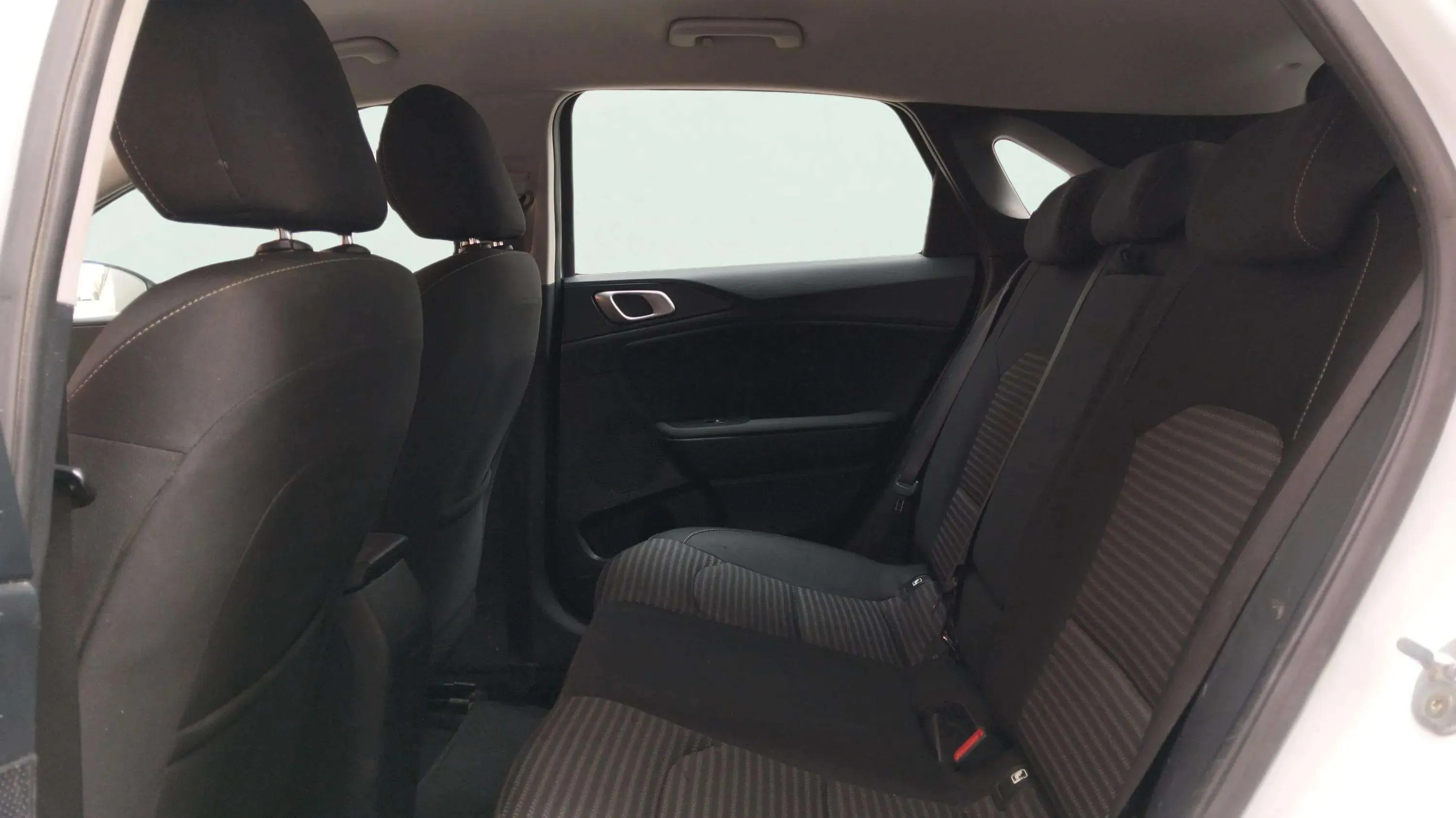 Kia Ceed 1.0 T-GDi Drive - foto 8
