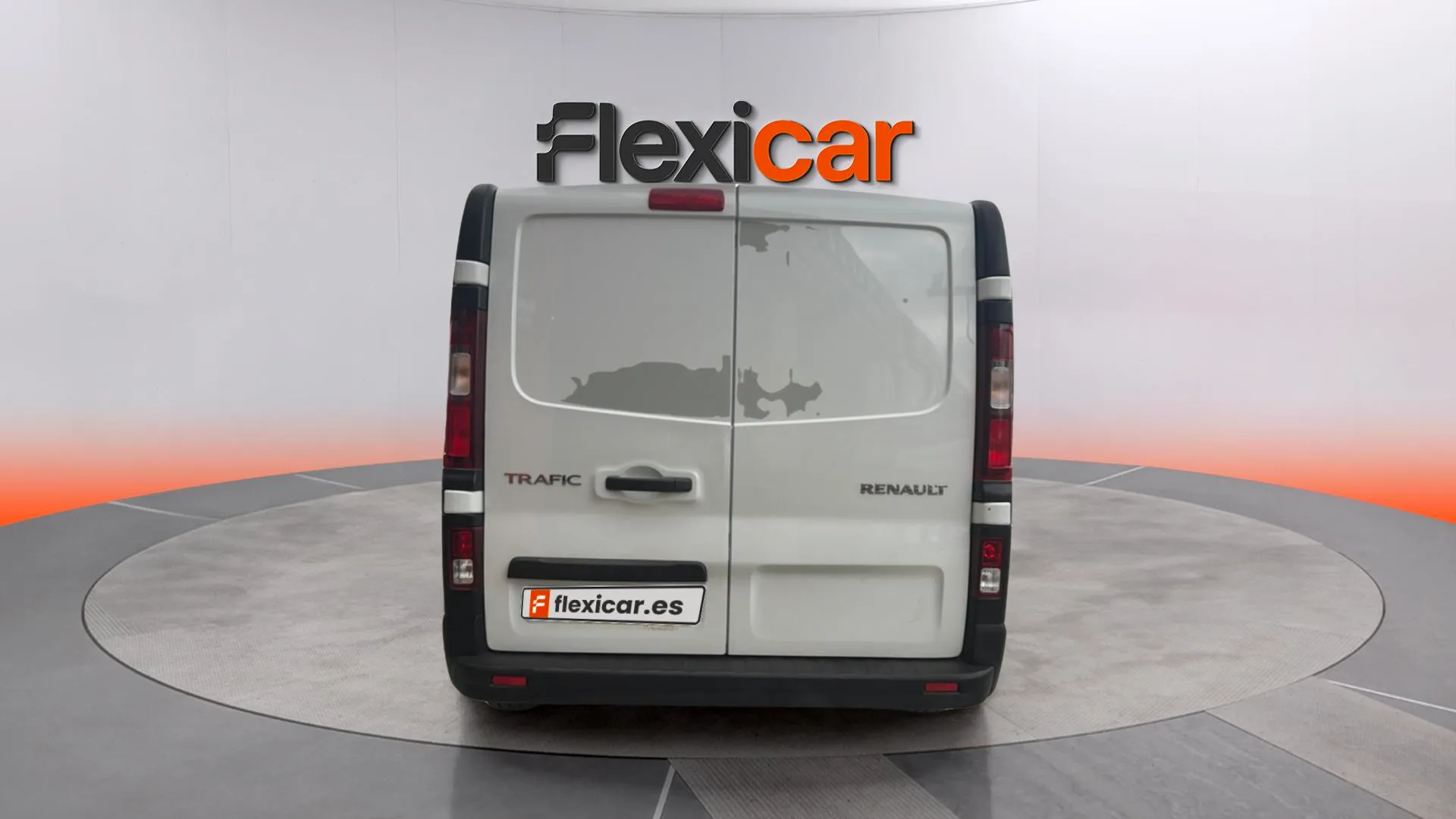 Renault Trafic Cilindrada: 1997 cm³ Tipo de combustible: Diésel - foto 3