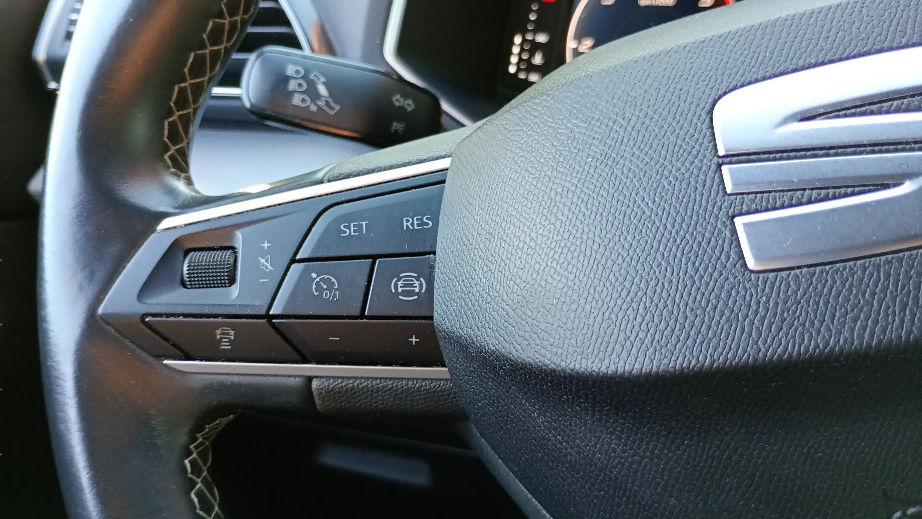 SEAT Tarraco 2.0 TDI FR DSG - foto 19