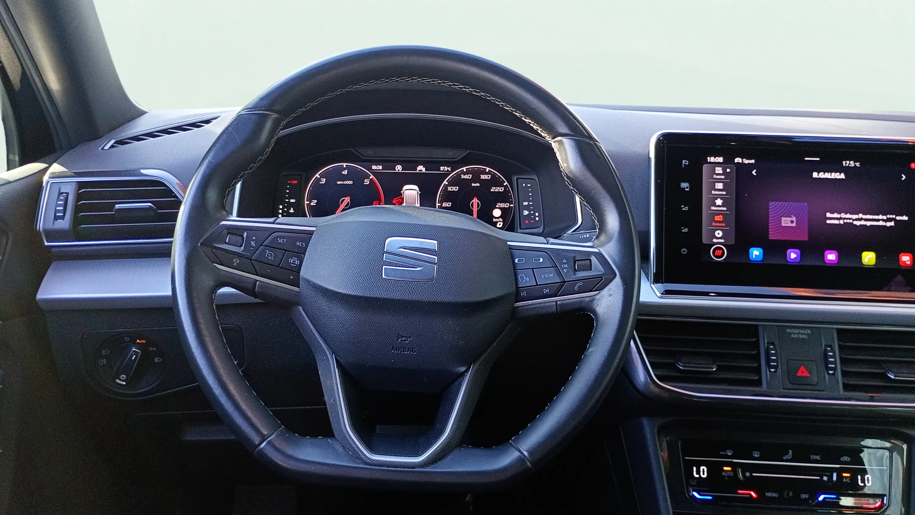 SEAT Tarraco 2.0 TDI FR DSG - foto 12