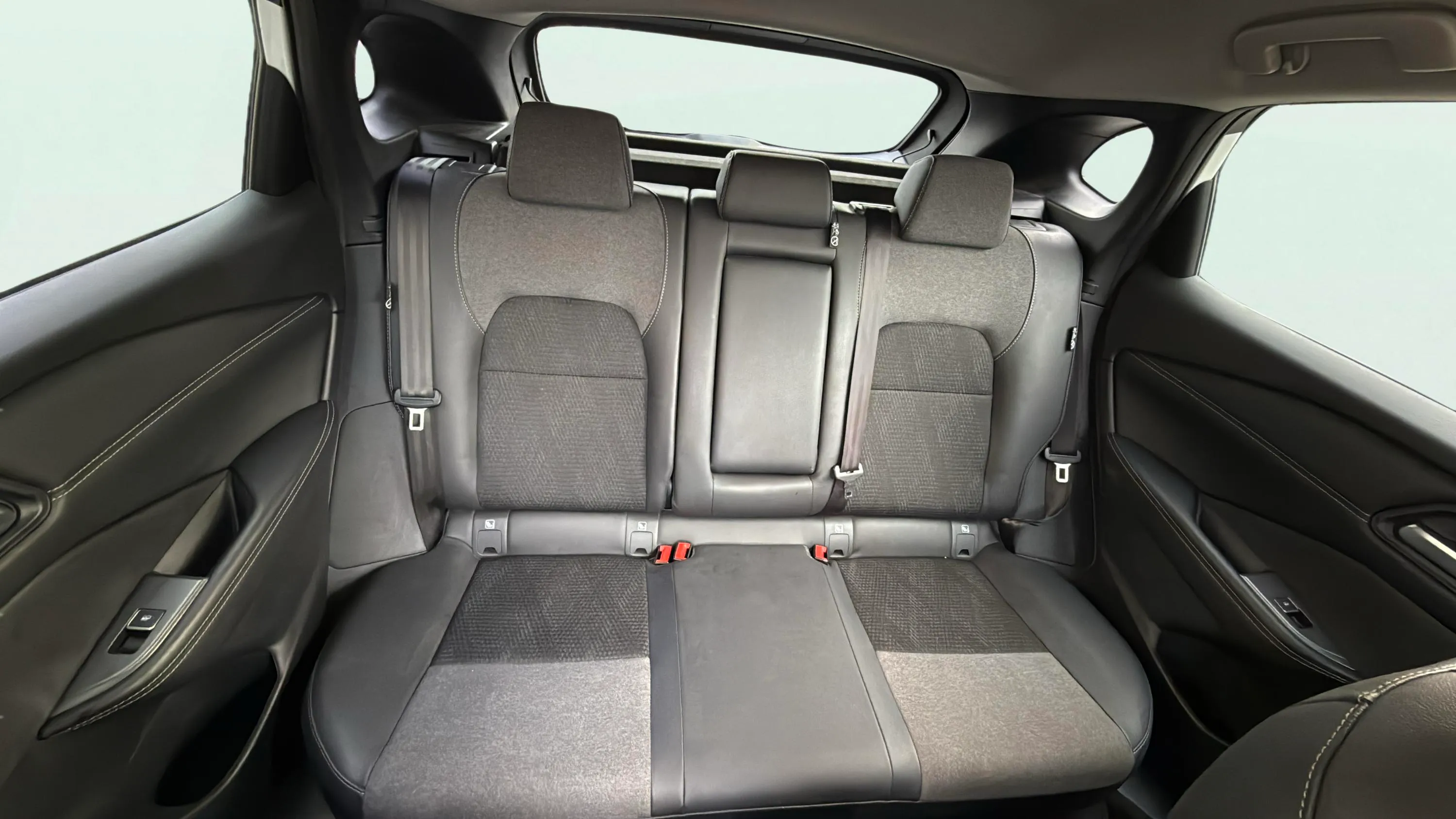 Nissan Qashqai DIG-T N-Connecta - foto 19