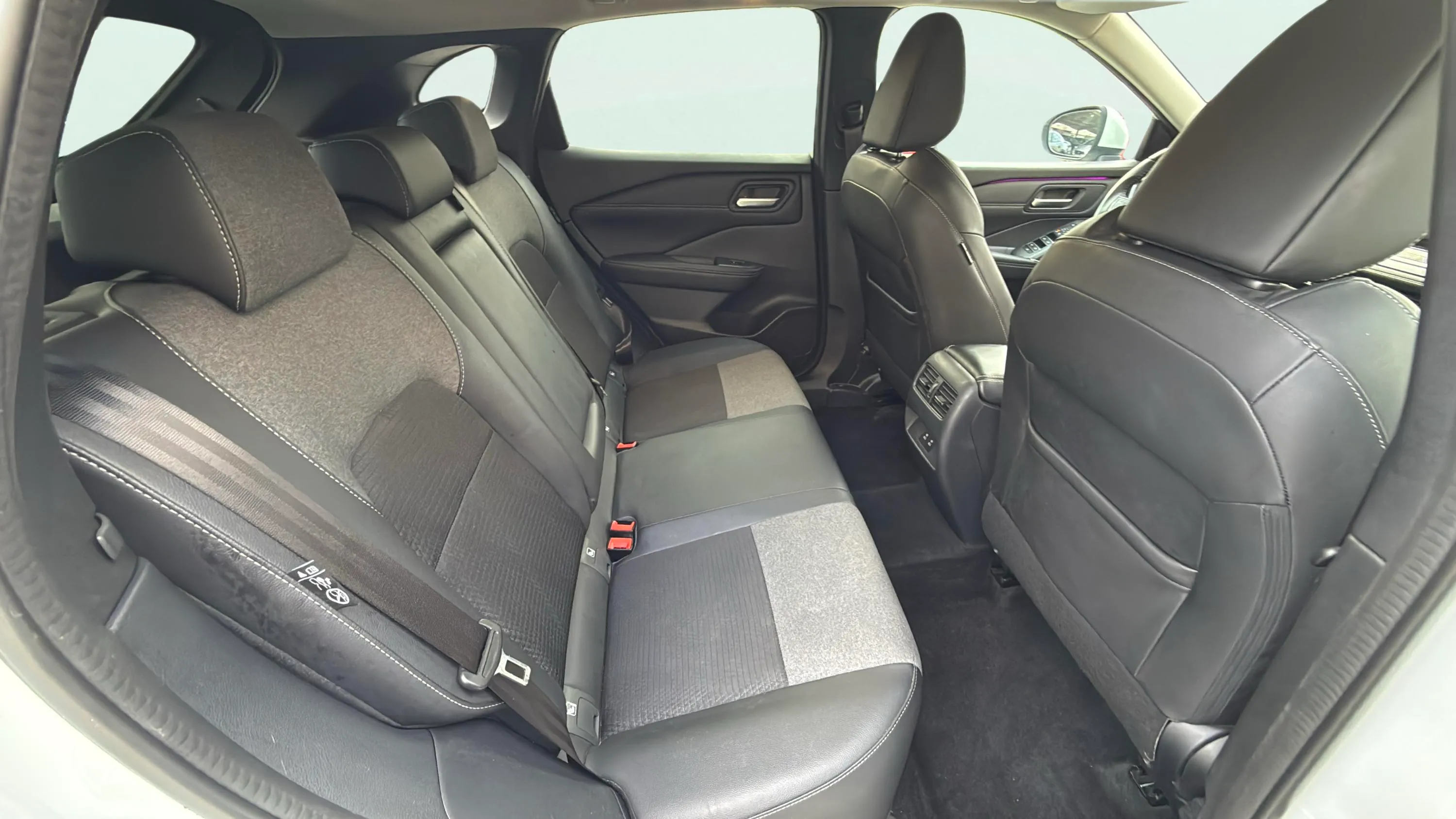 Nissan Qashqai DIG-T N-Connecta - foto 18