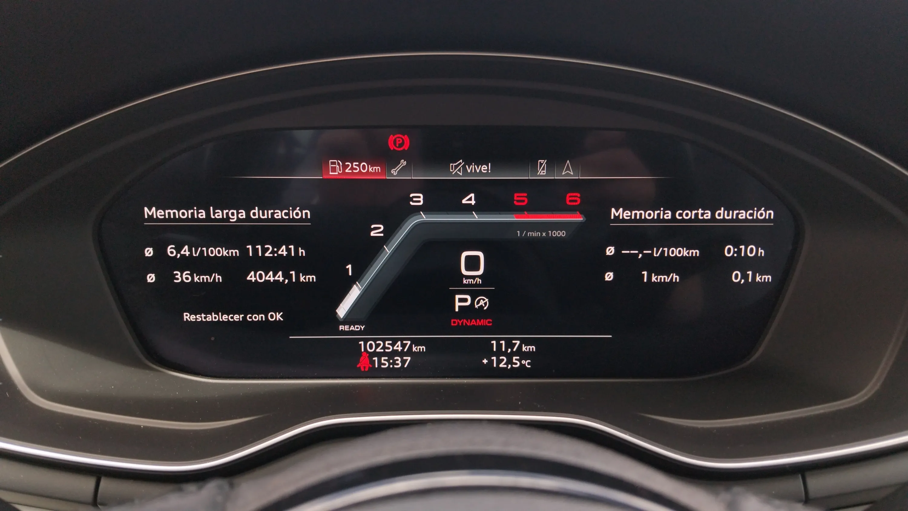 Audi A4 Avant Advanced 35 TDI S tronic - foto 13