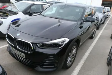 bmw x2 sdrive18i techo gasolina automatica arval barcelona 903000000236592